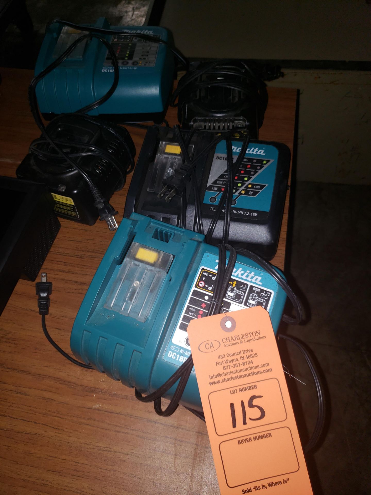 (2) MAKITA DC18RA BATTERY CHARGER MAKITA DC18RC BATTERY CHARGER (2) DEWALT DW9107 BATTERY CHARGER