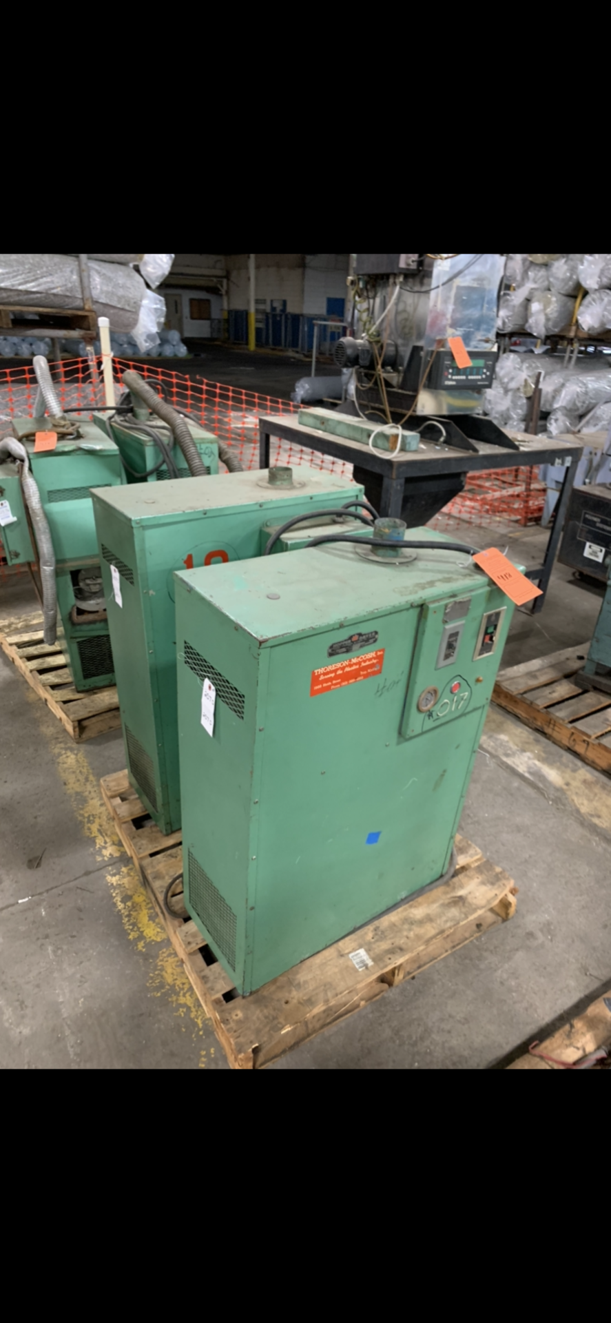 (1) THORESON MCCOSH HOPPER DRYER MODEL-M50 S#680619071 1/3 HP (1) THORENSON MCCOSH HOPPER DRYER