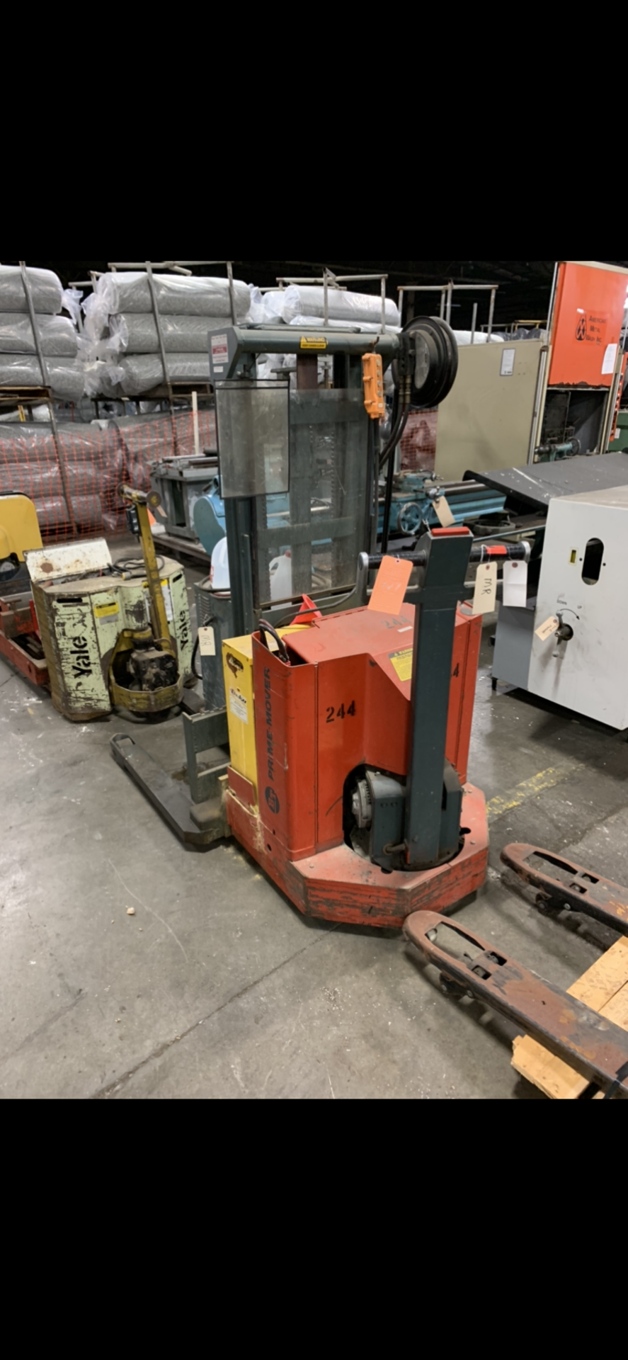 BT PRIME MOVER ELECTRIC PALLET JACK (NO INFO PLATE)