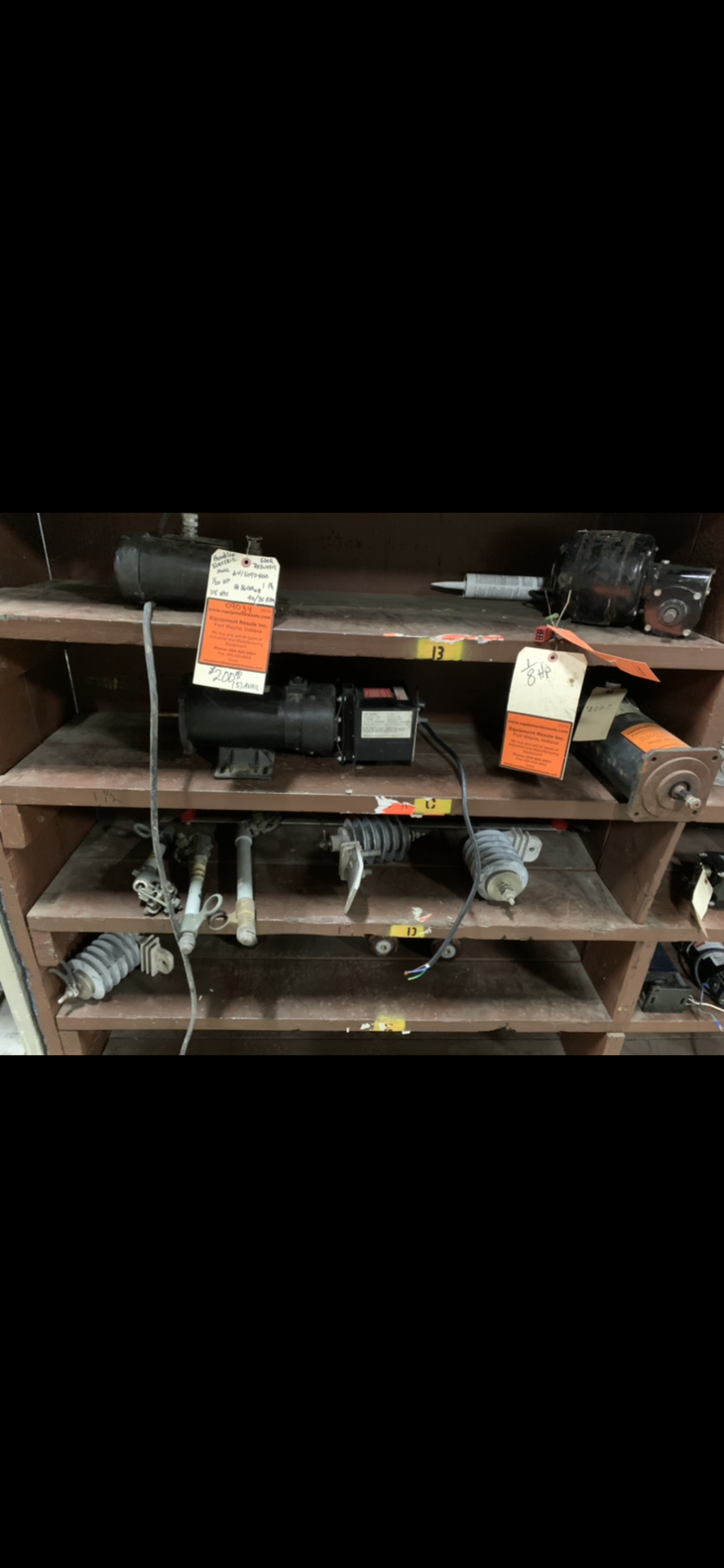 CONTENTS OF SHELF; ELECTRIC MOTORS & GEAR REDUCERS FRANKLIN ELECTRIC; BALDOR; RAE; DAYTON 1/8 HP - Image 2 of 3