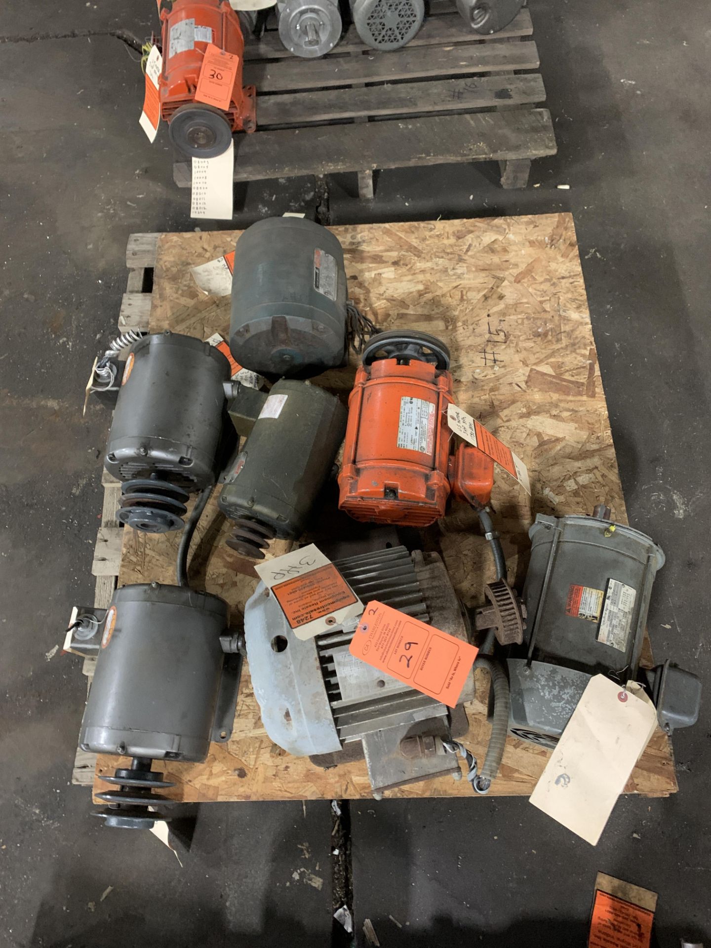 LOT OF (7) ELECTRIC MOTORS BRANDS INCLUDING; US MOTORS DAYTON RELIANCE LINCOLN BALDOR (2 HP- 3 HP)