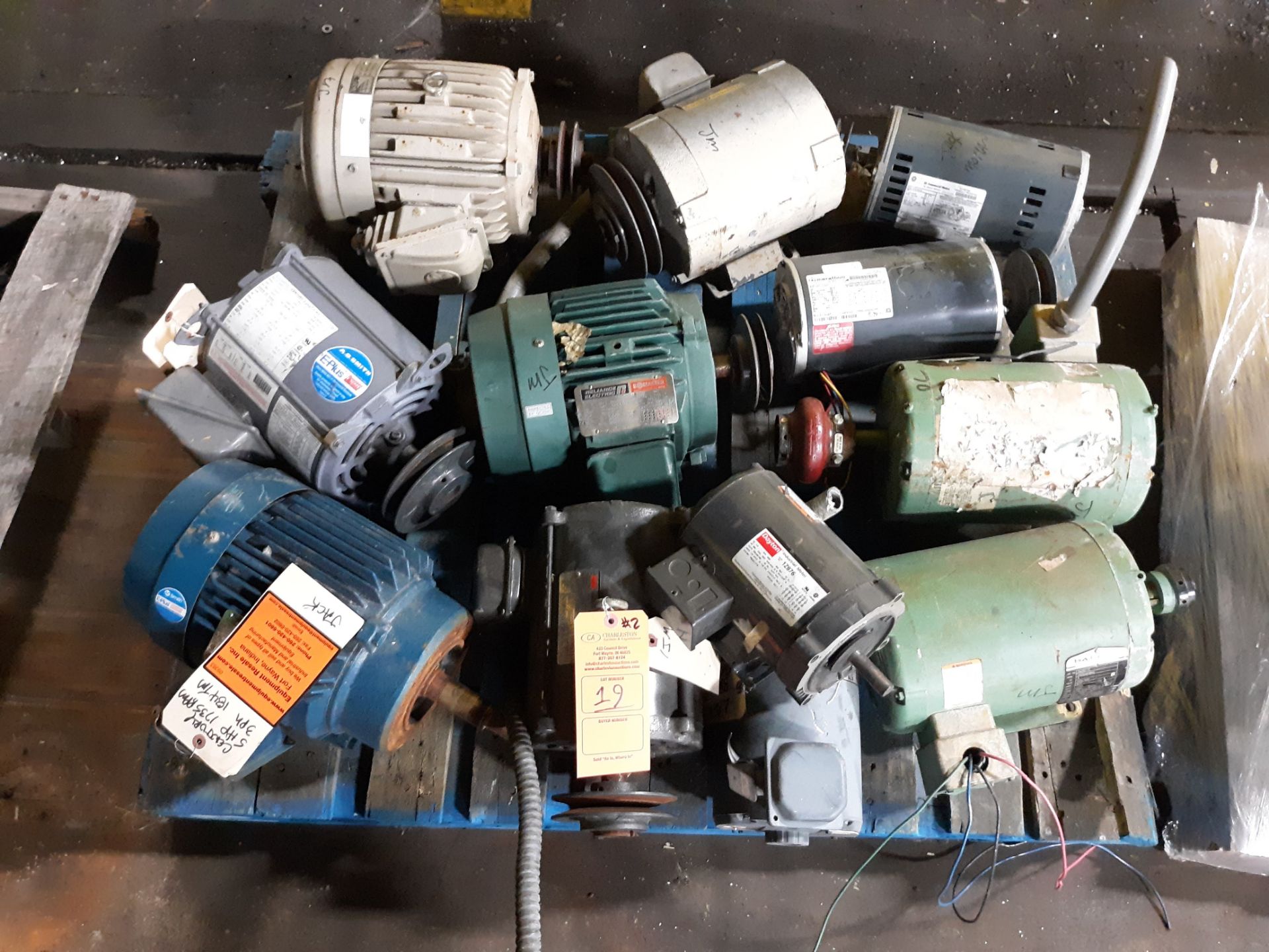 LOT OF (12) ELECTRIC MOTORS BRANDS INCLUDING; A.O SMITH RELIANCE DAYTON MARATHON BALDOR GE (1/2 HP-5