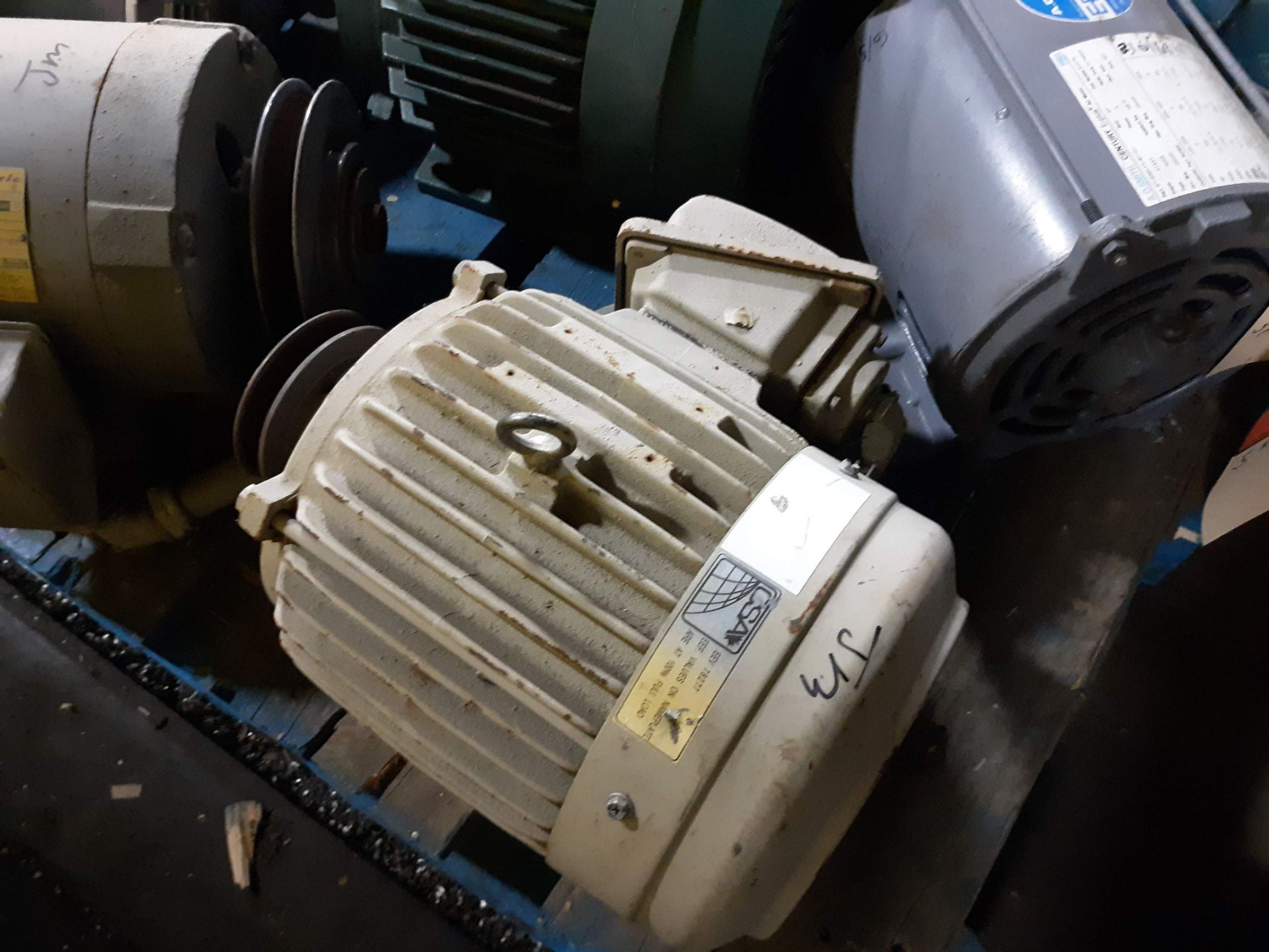 LOT OF (12) ELECTRIC MOTORS BRANDS INCLUDING; A.O SMITH RELIANCE DAYTON MARATHON BALDOR GE (1/2 HP-5 - Image 5 of 5