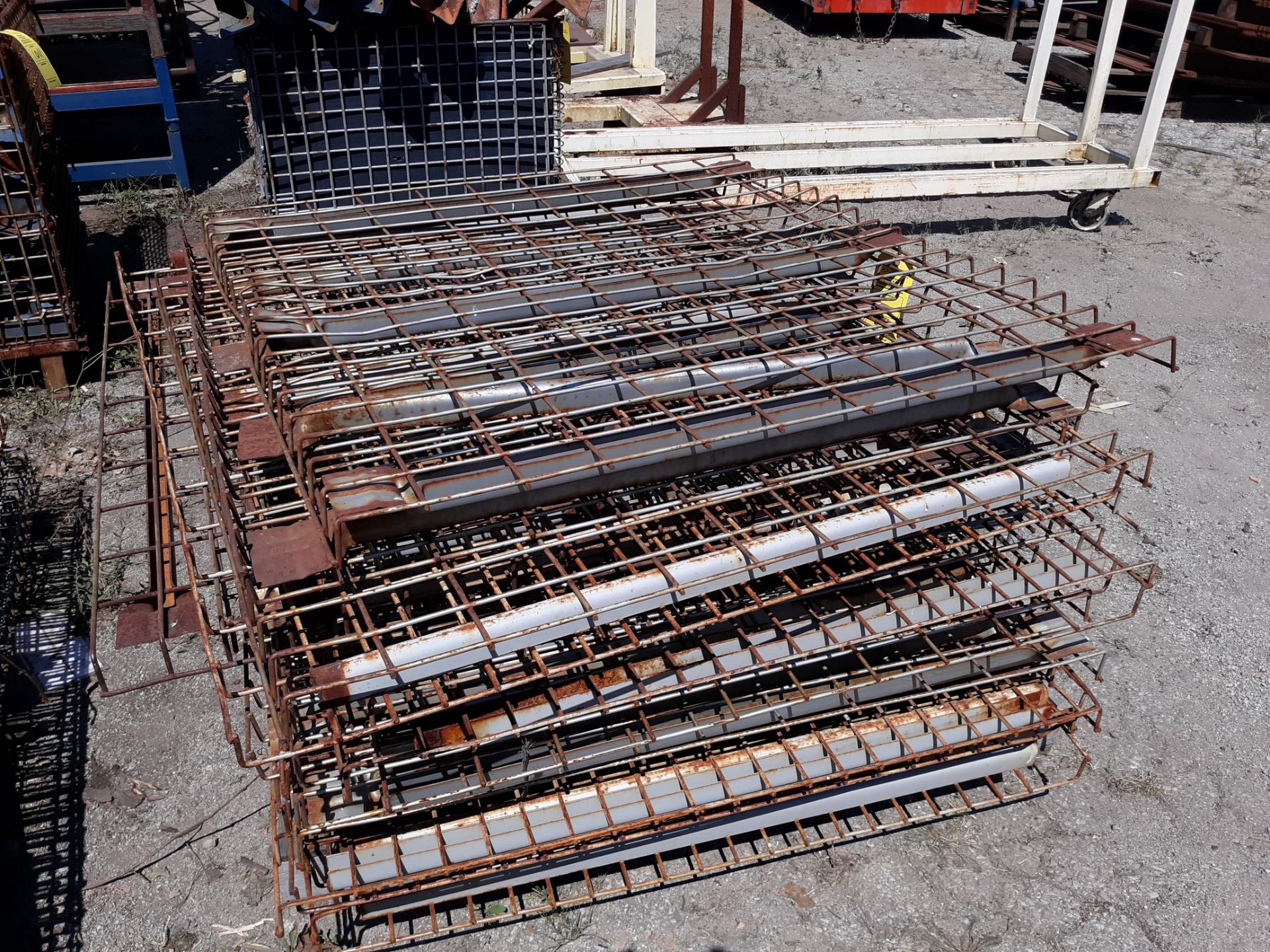 (4) PALLETS OF WIRE DECKING FOR WAREHOUSE RACKS - Image 2 of 5