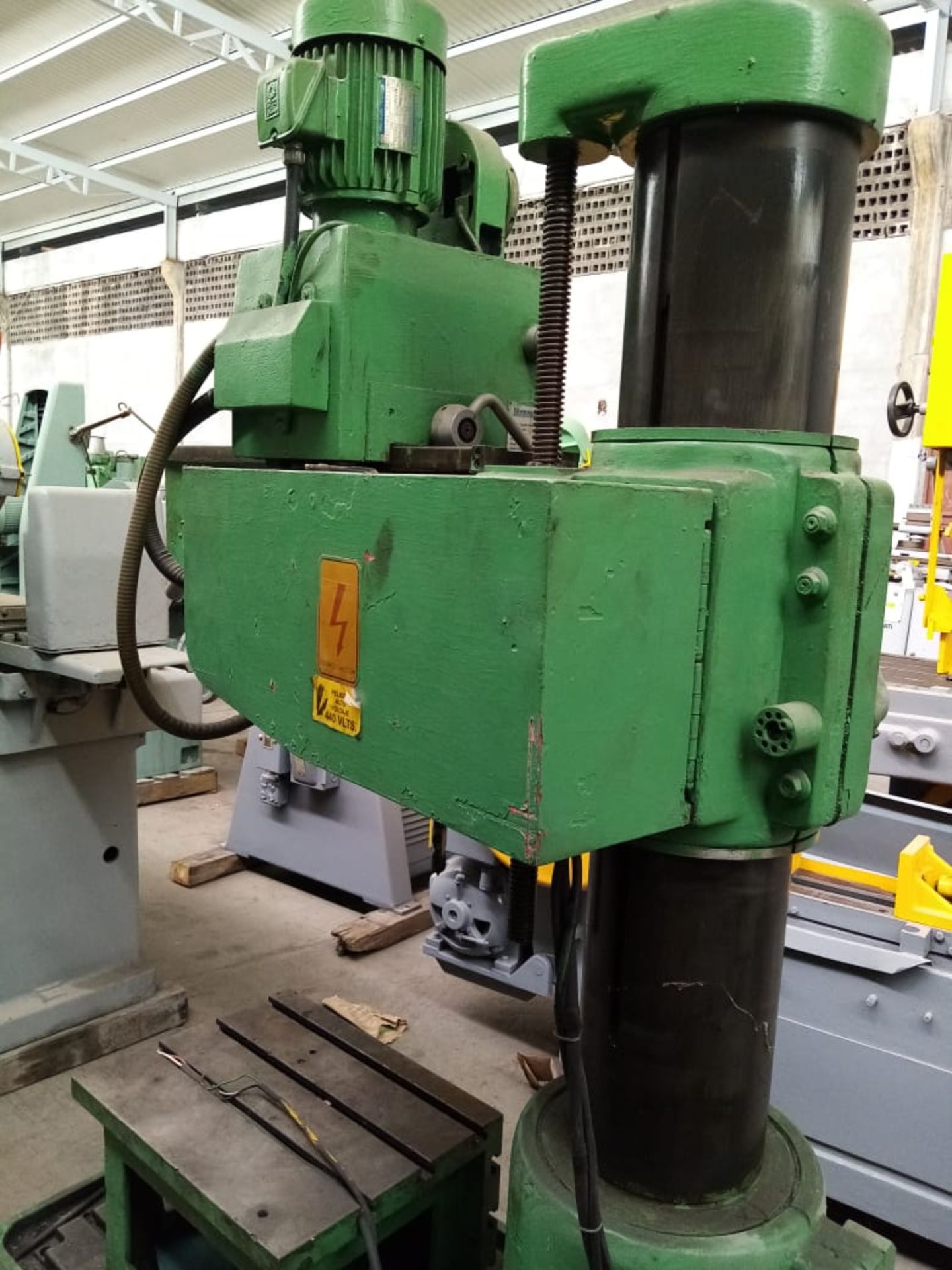 TAI PIIN Radial drill Model TPR-80 S/N 8147/ Taladro radial - Image 5 of 5