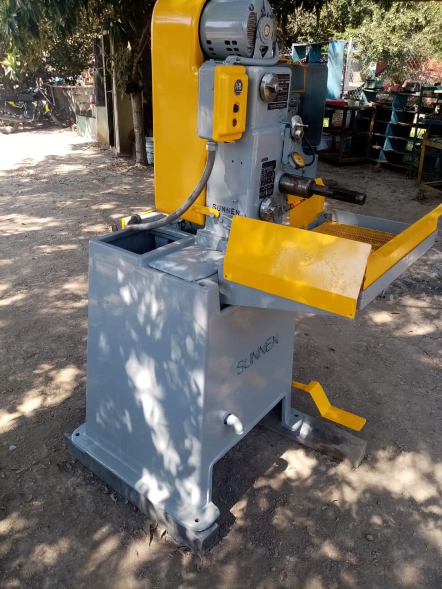 SUNNEN Honing Machine N/A/ Honeadora