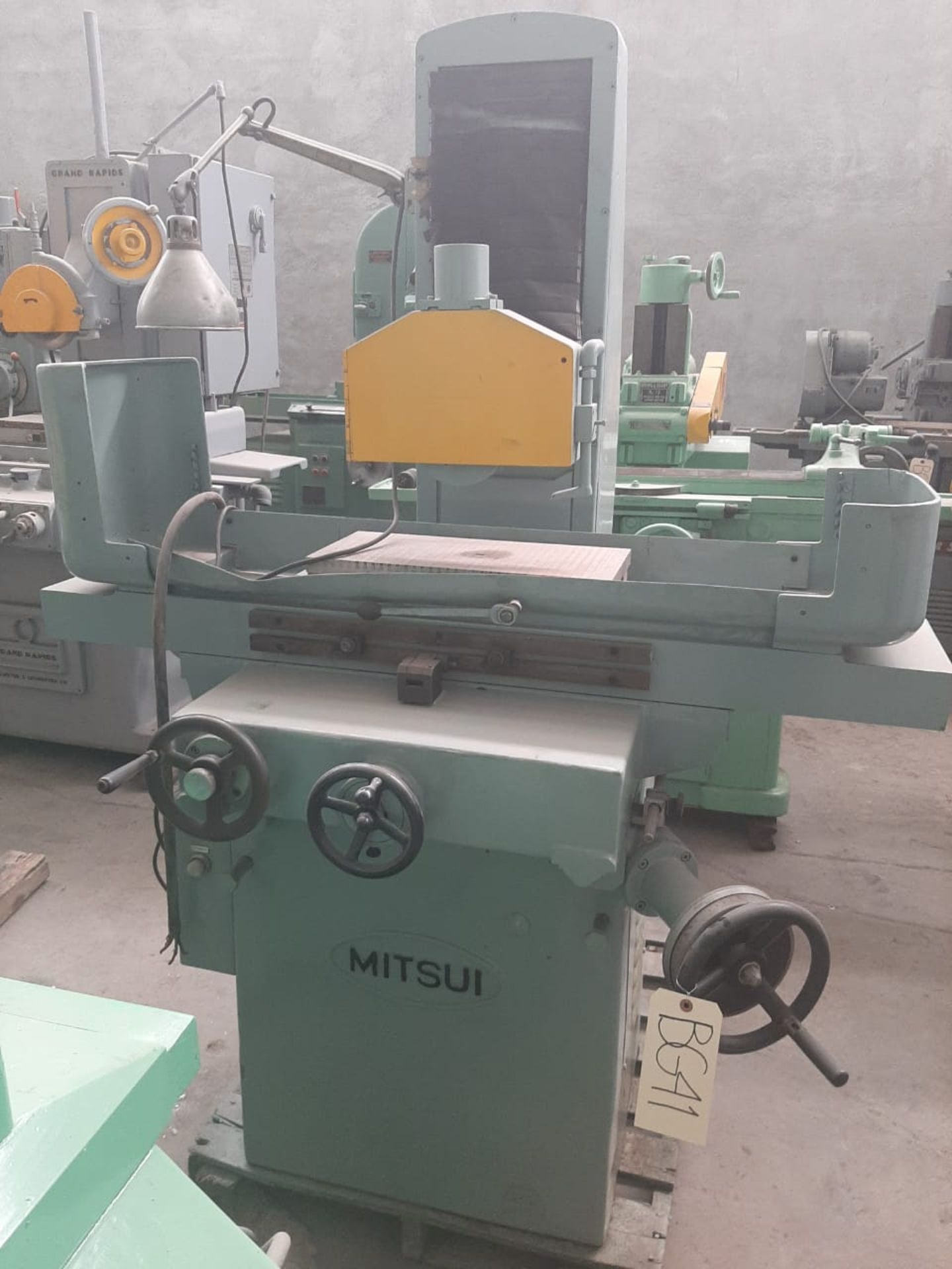 MITSUI Grinder machine Model 250MH Machine No 79082110 Diam 180 x Thick 13 x Hole 3175 220 v 60 hz