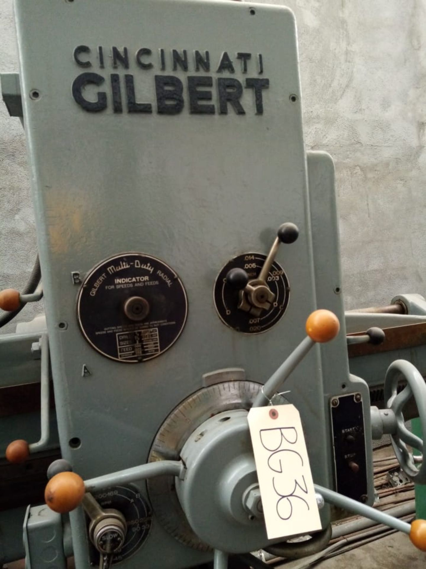 CINCINNATI GILBERT Radial Drill S/N 6026 Lot 88 / Taladro radial - Image 4 of 5