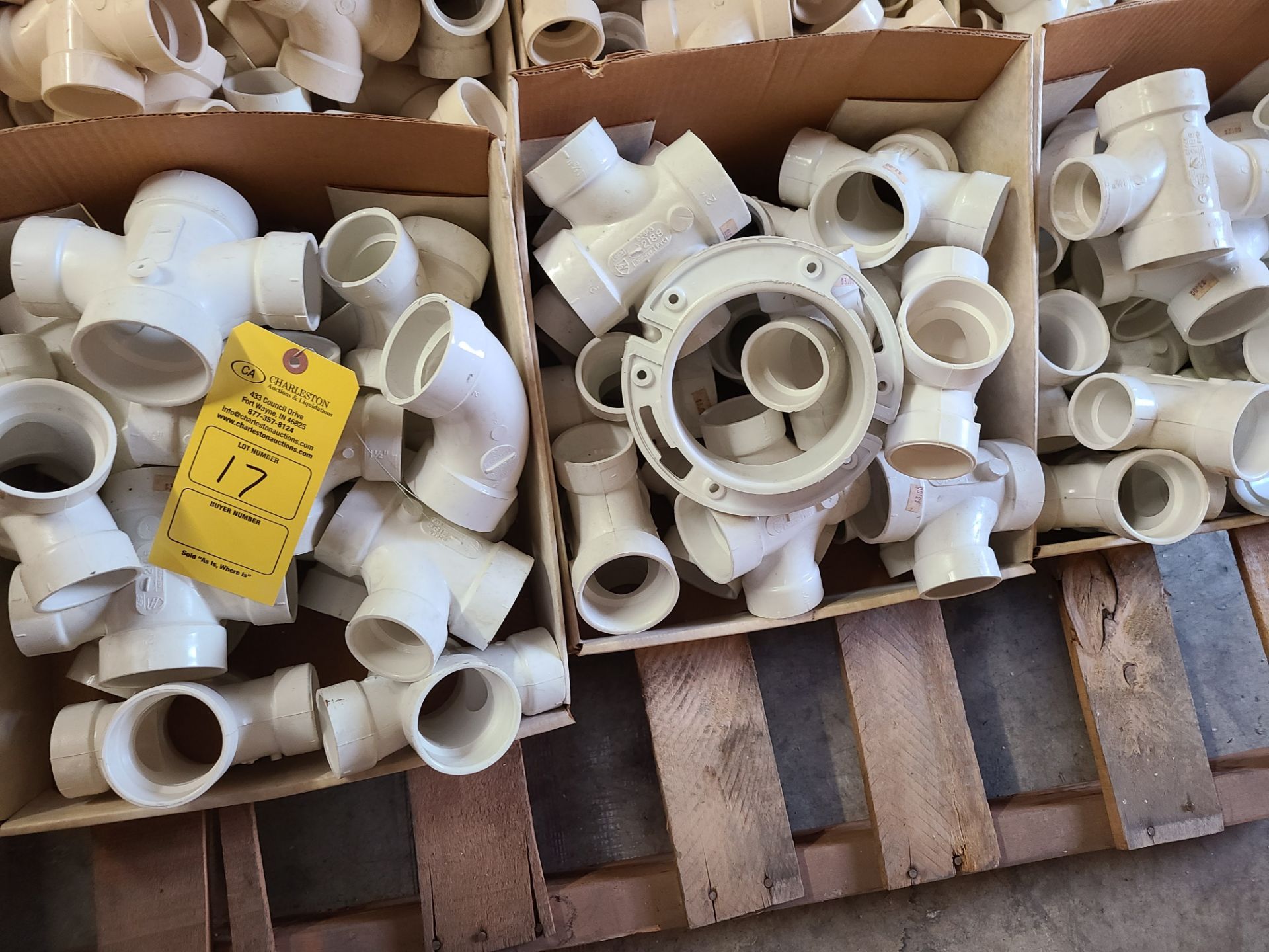 PALLET OF VARIOUS PVC COUPLINGS AND ELBOWS - Image 3 of 3