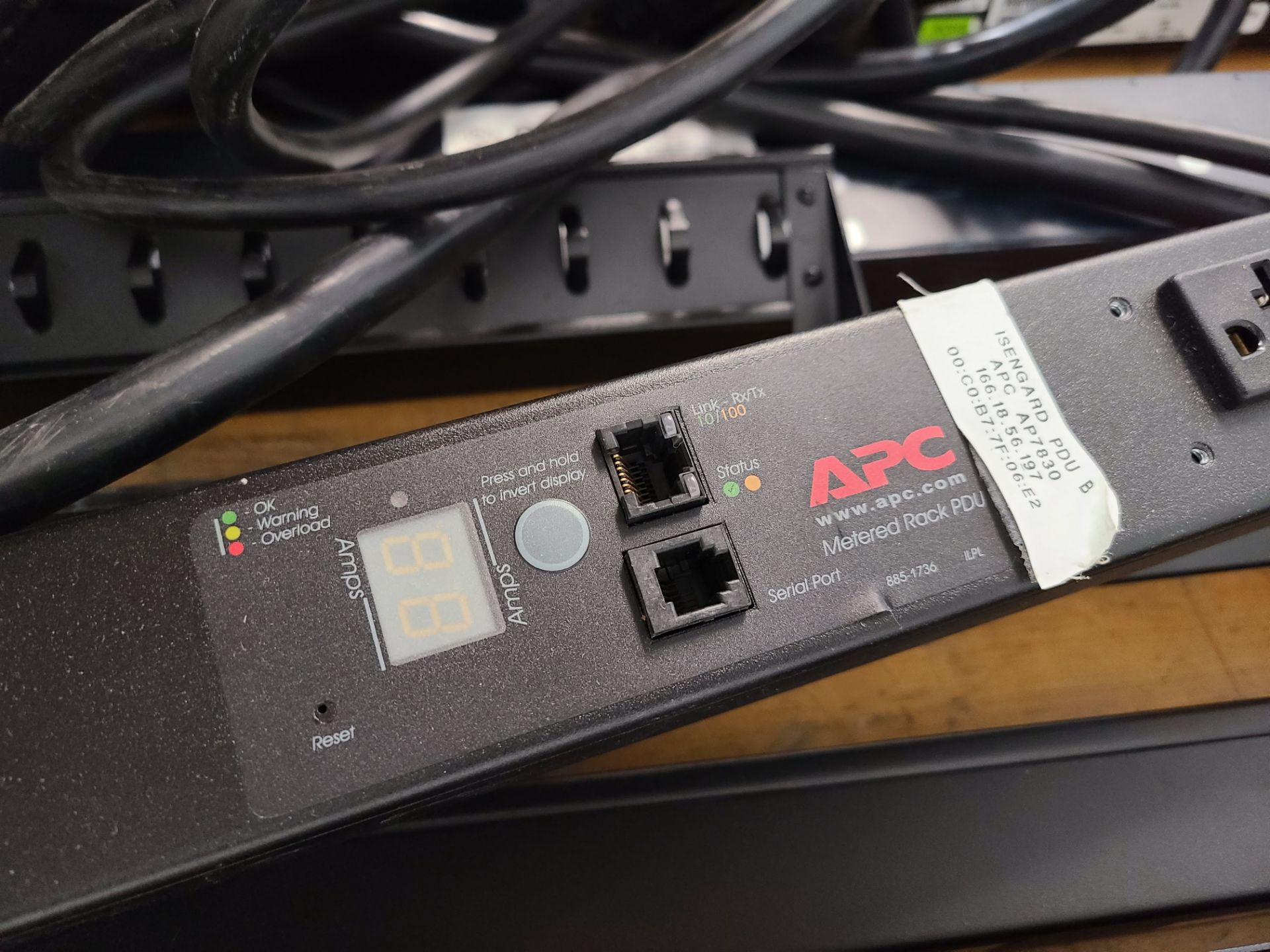 (4) AVOCENT PM3000 METERED RACK PDM;(3)APC BASICRACL PDM;(1)APC METERED RACK PDM - Image 4 of 5