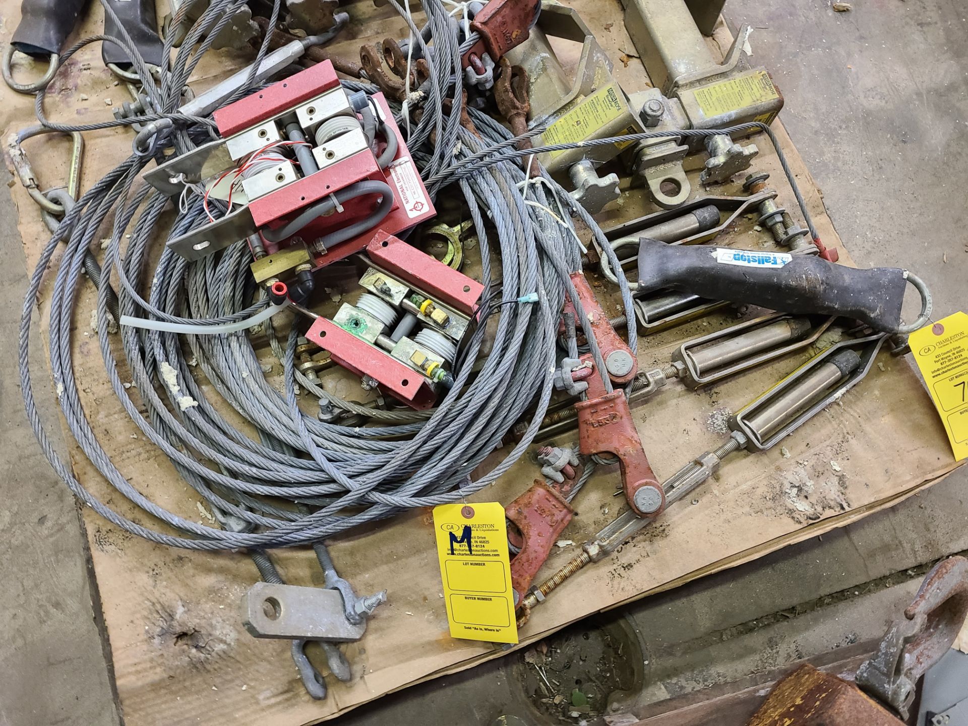 PALLET OF BEAM GRIPS AND CABLES - Image 4 of 4