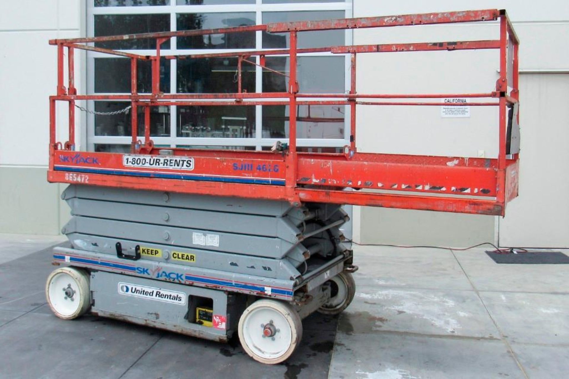 Skyjack Scissor Lift - Image 5 of 21