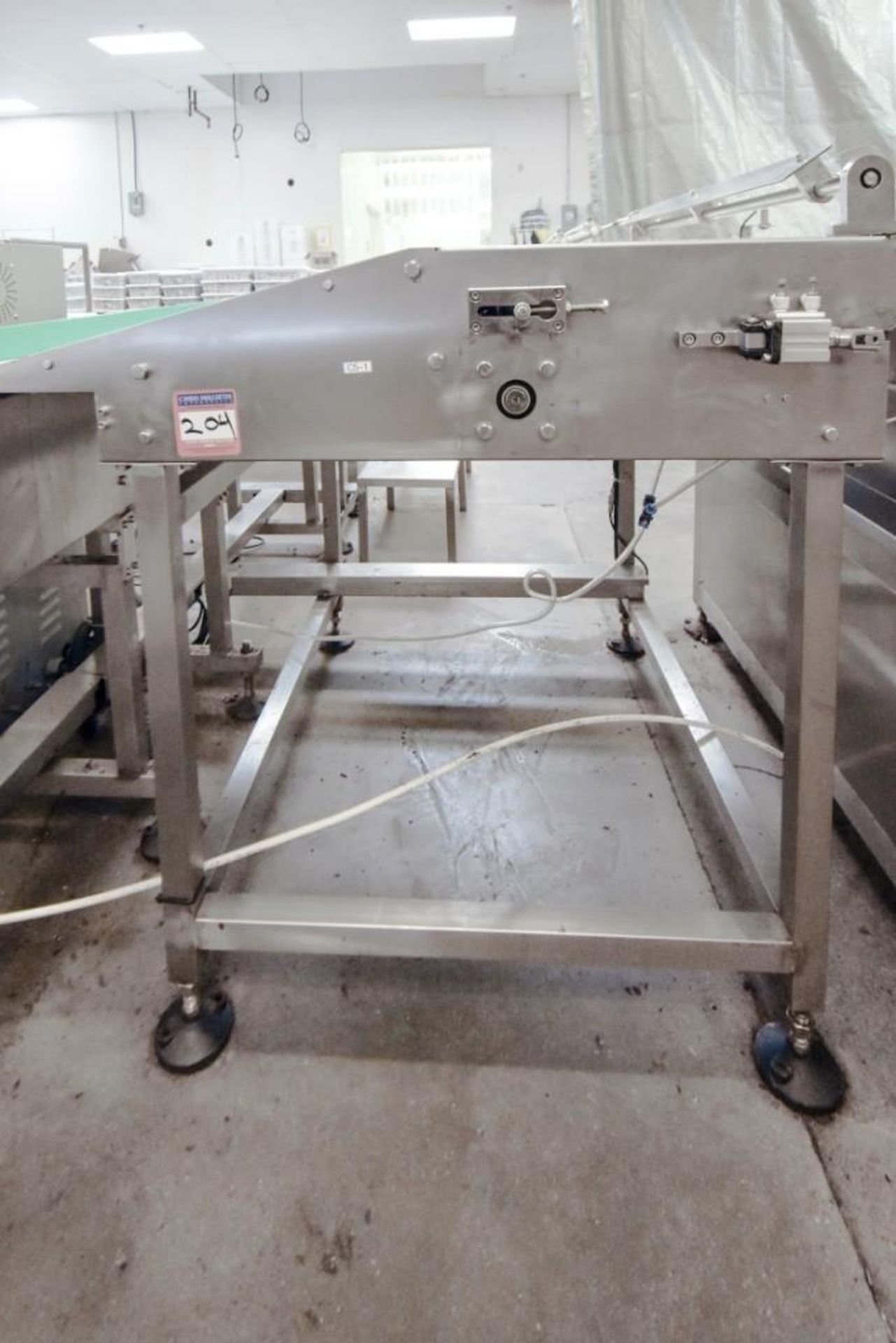 Splitter Conveyor with down hill Conveyors - Image 9 of 14