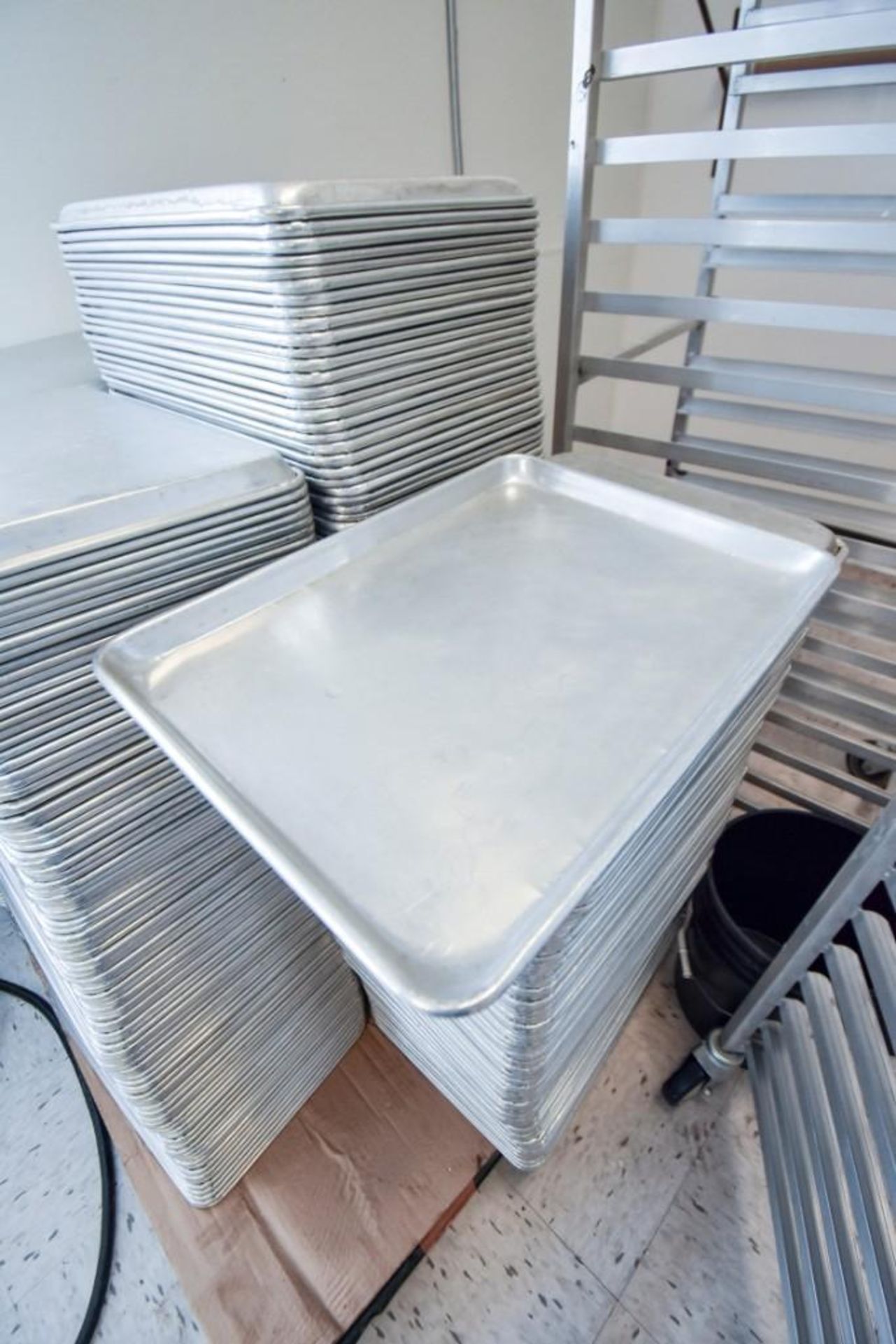 8,000 Cookie Sheets - Image 3 of 5