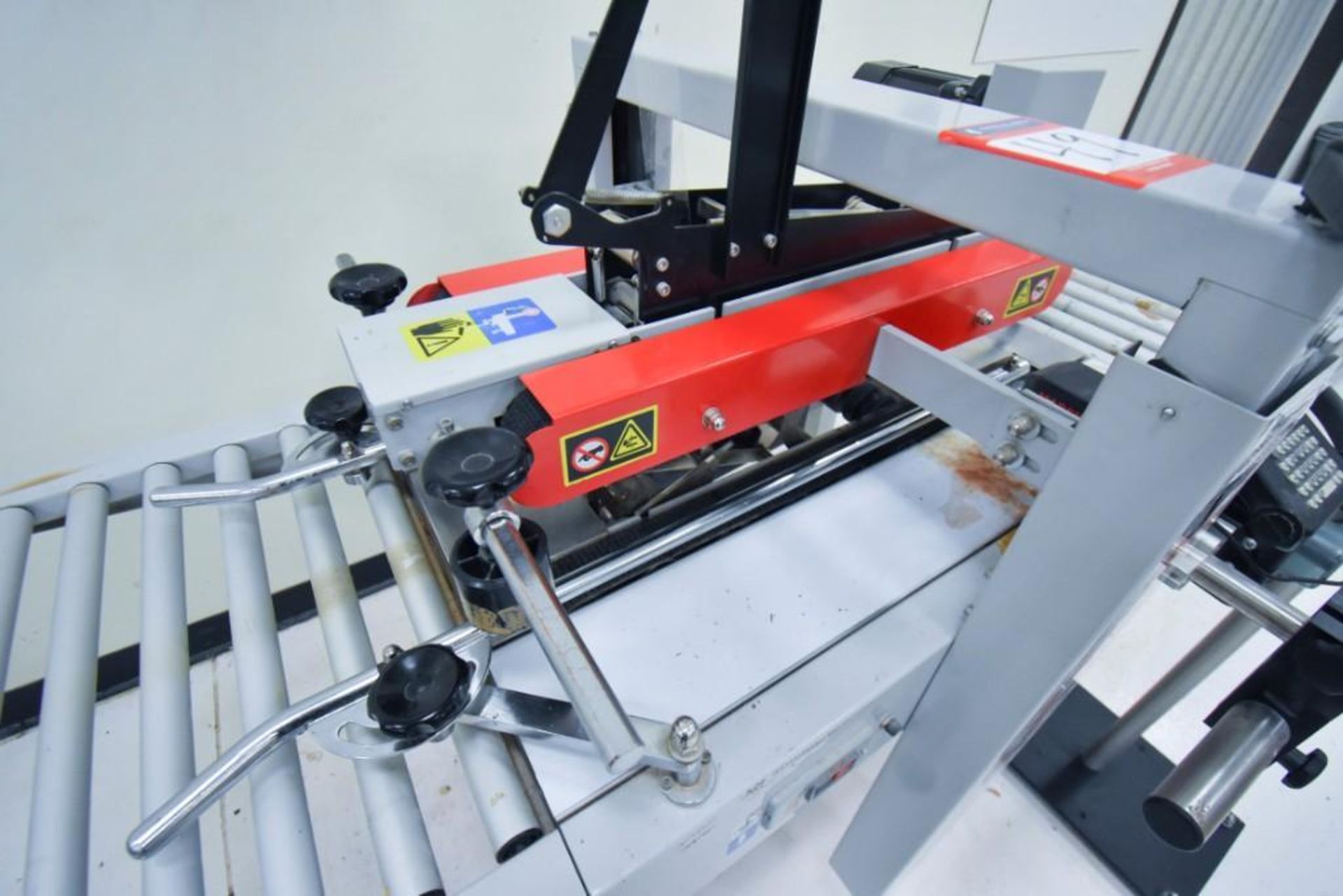 Mamuth Semi- Automatic Case Sealer - Image 9 of 11