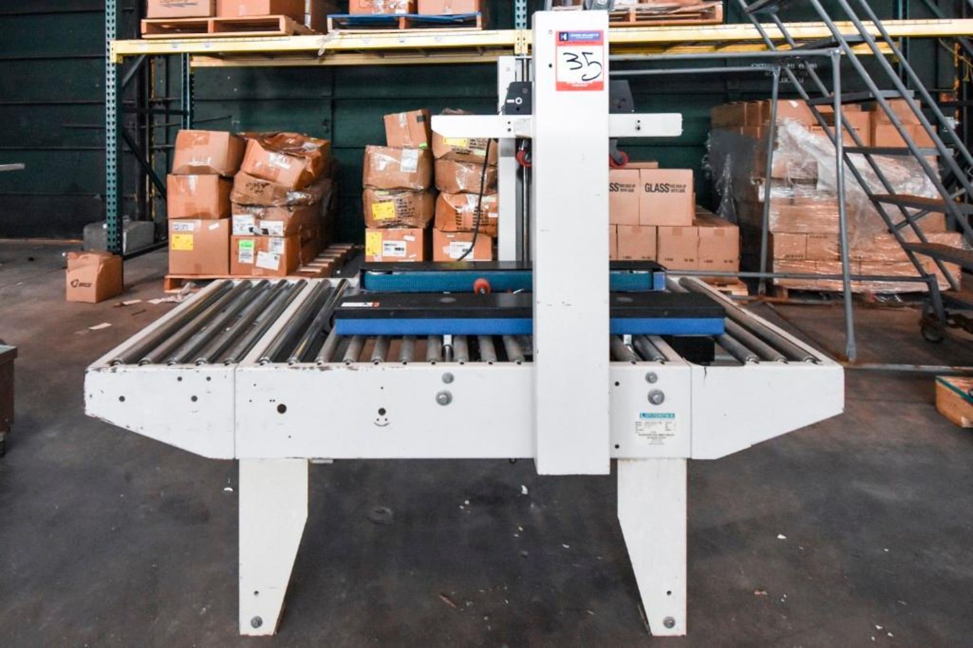 Interpack Case Taper Top and Bottom USA 2024 SB