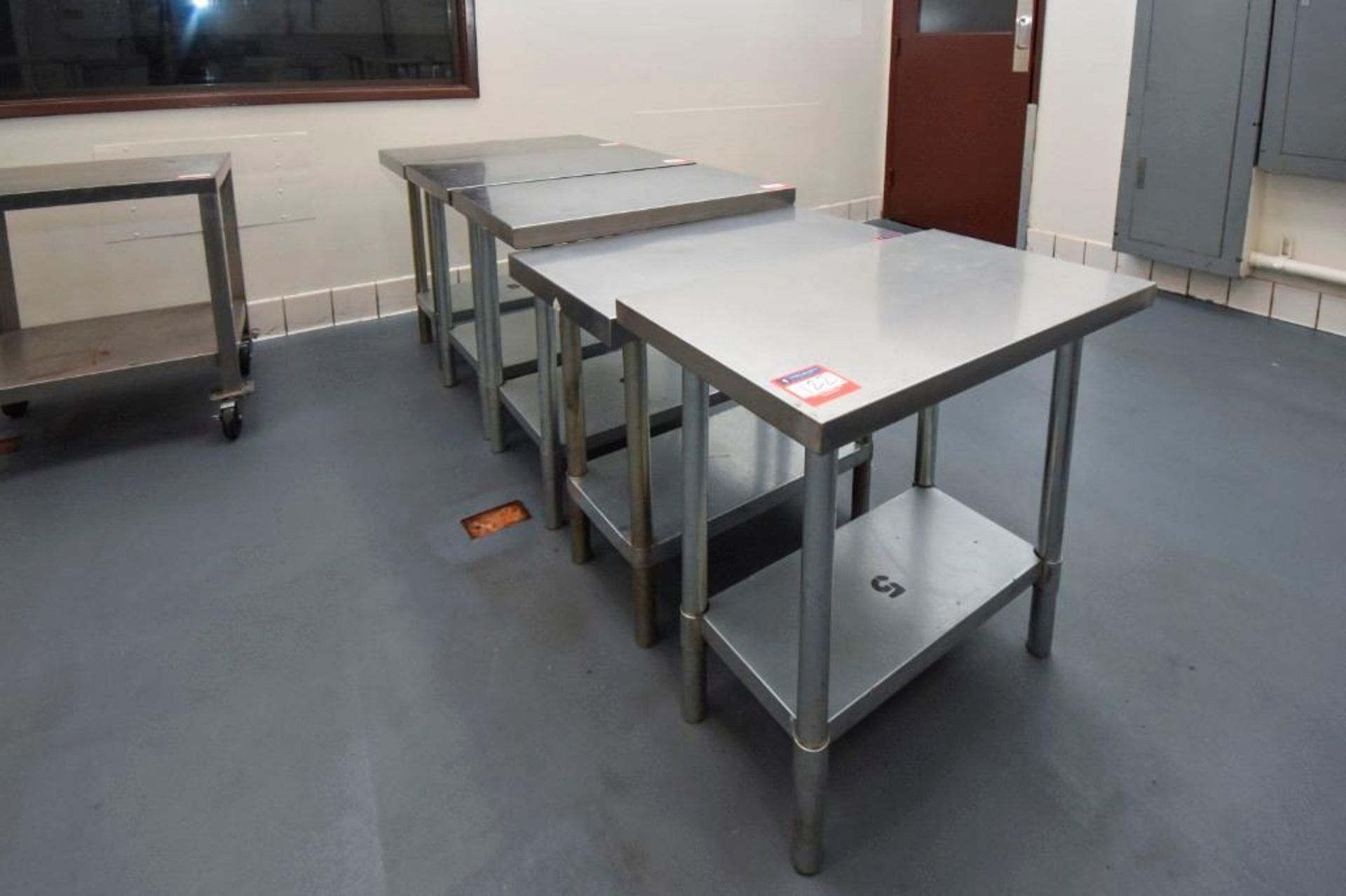 5 Stainless Steel Tables