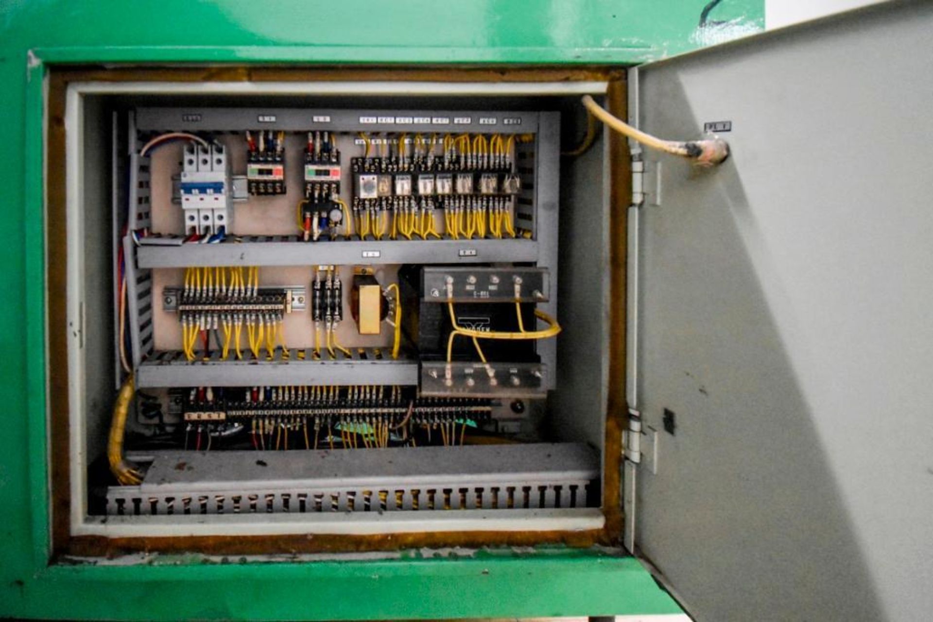 TZ Engineering Lid Forming Machine (Green) - Image 7 of 9