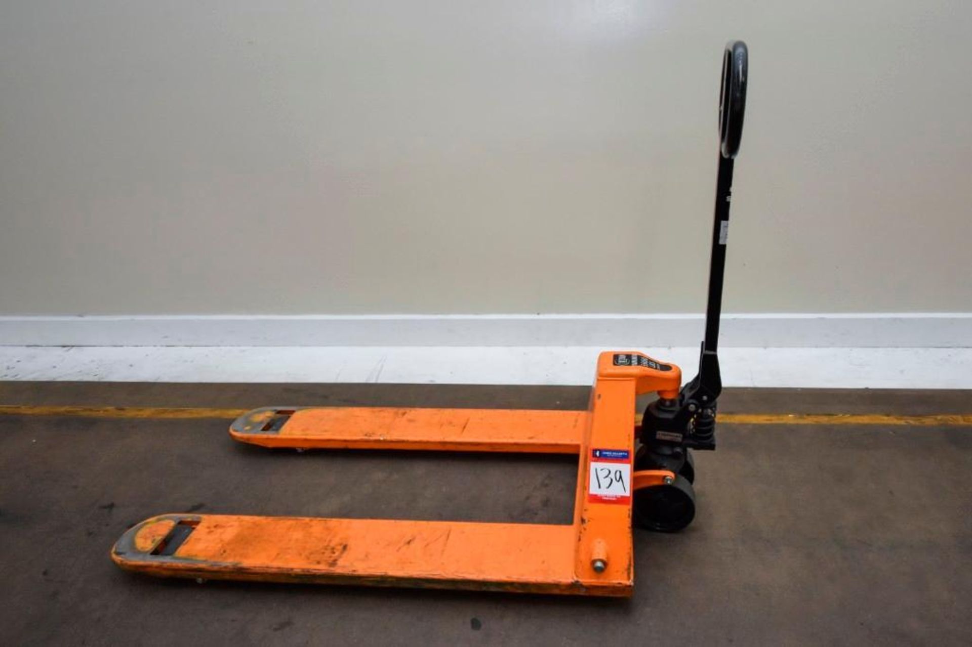 Titan 5500 Lb Pallet Jack