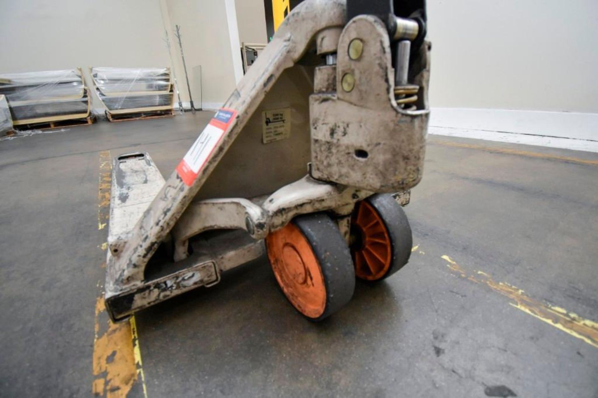 5500 Lb Pallet Jack - Image 5 of 7