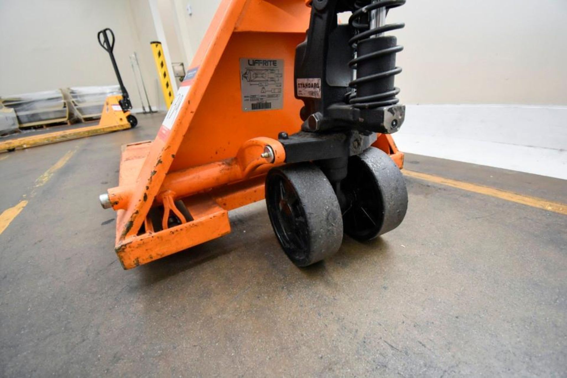 Titan 5500 Lb Pallet Jack - Image 6 of 6