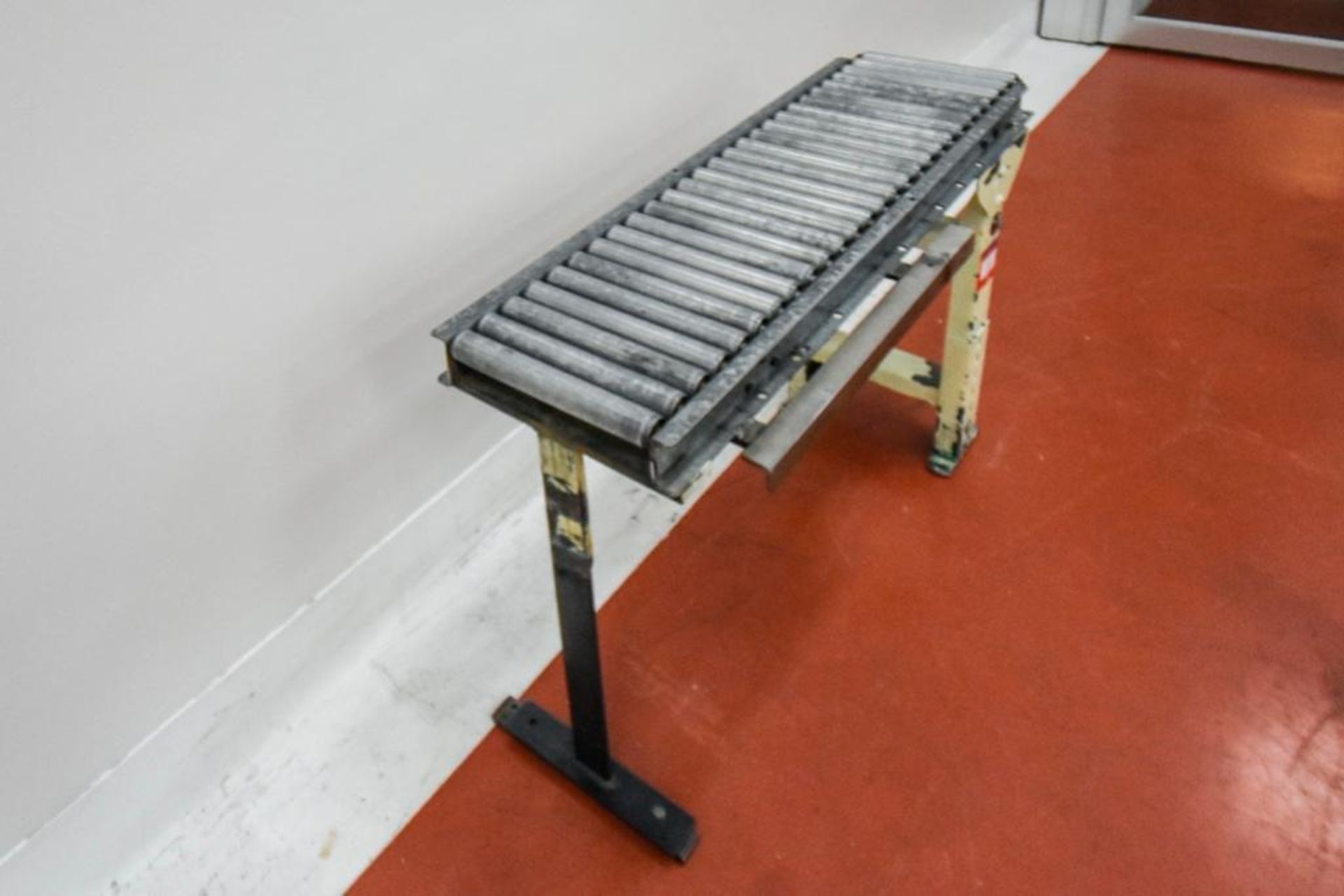 Roller Conveyor - Image 4 of 4