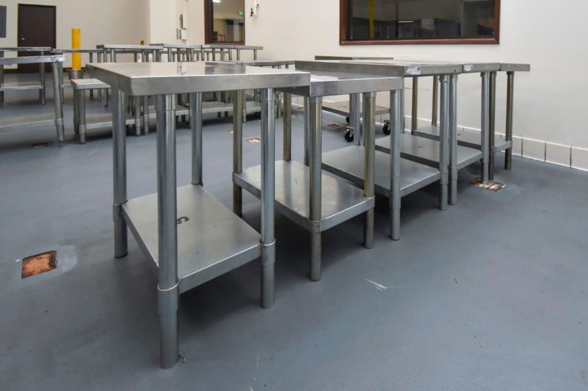 5 Stainless Steel Tables - Image 4 of 4