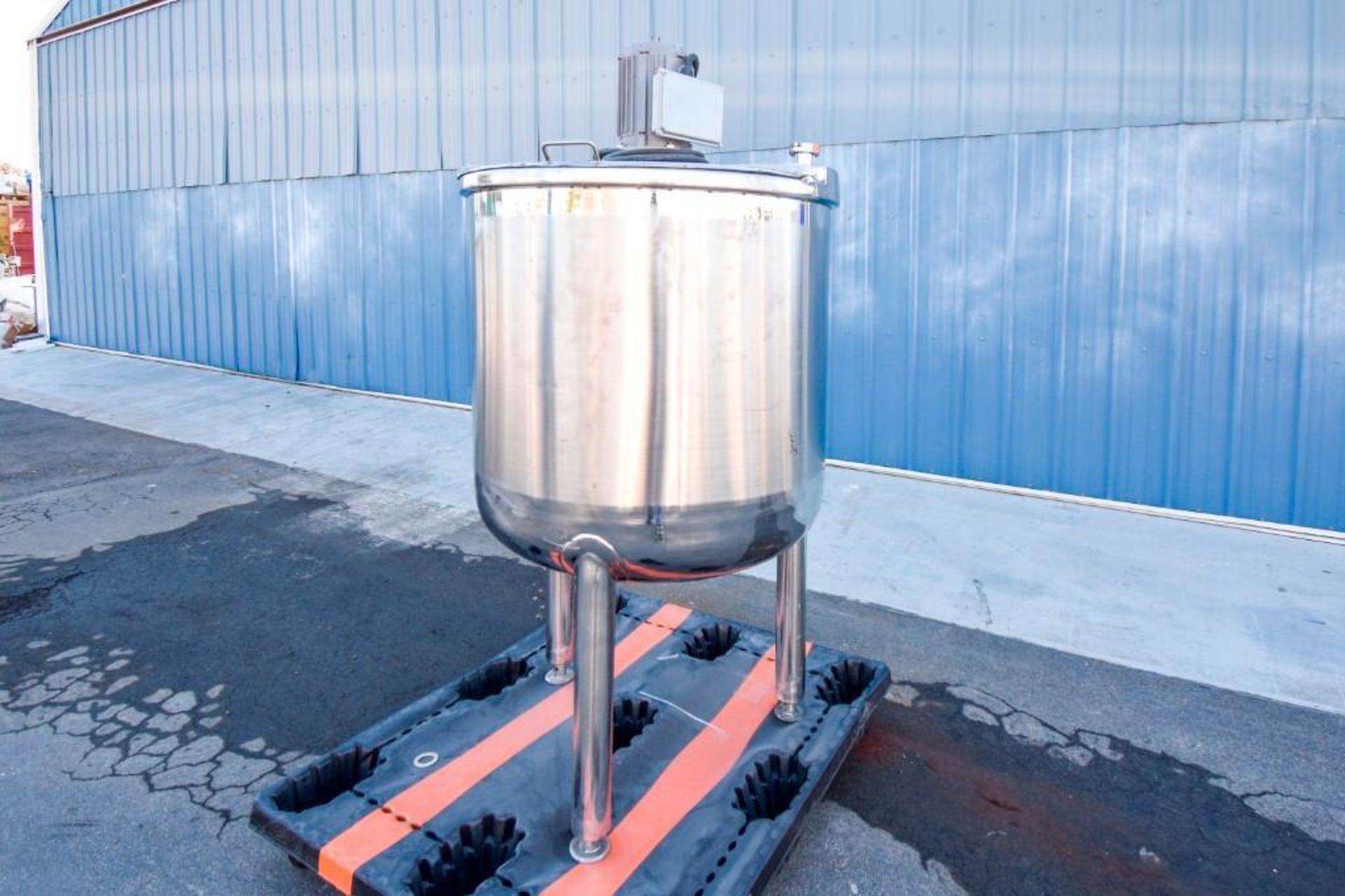 Mixing Kettle With Airation Agitator and Chopper Blade 111 Gal Cap - Image 2 of 6