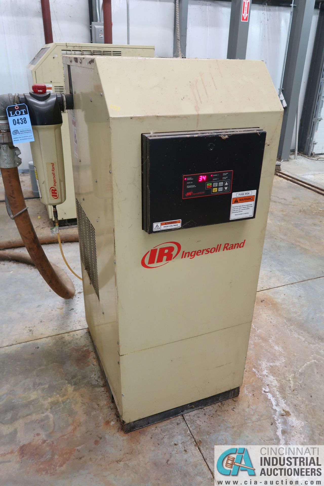 INGERSOLL RAND MODEL NVC3000A4H0 REFRIGERATED AIR DRYER; S/N 281395