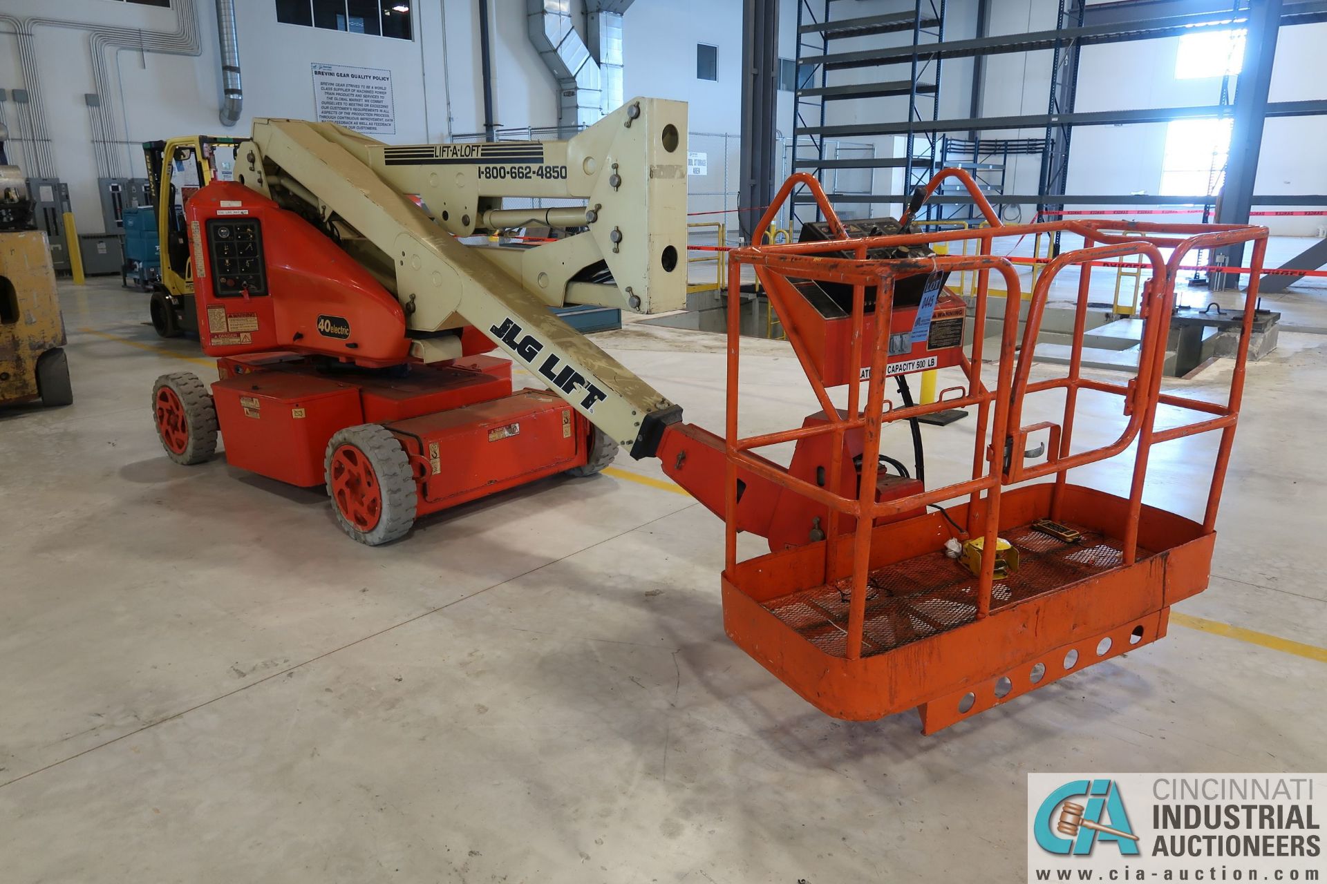 40' JLG MODEL N40 ELECTRIC BOOM LIFT; S/N 33882, 500 LB CAPACITY, 503 HOURS SHOWING (MFG YEAR 1998)