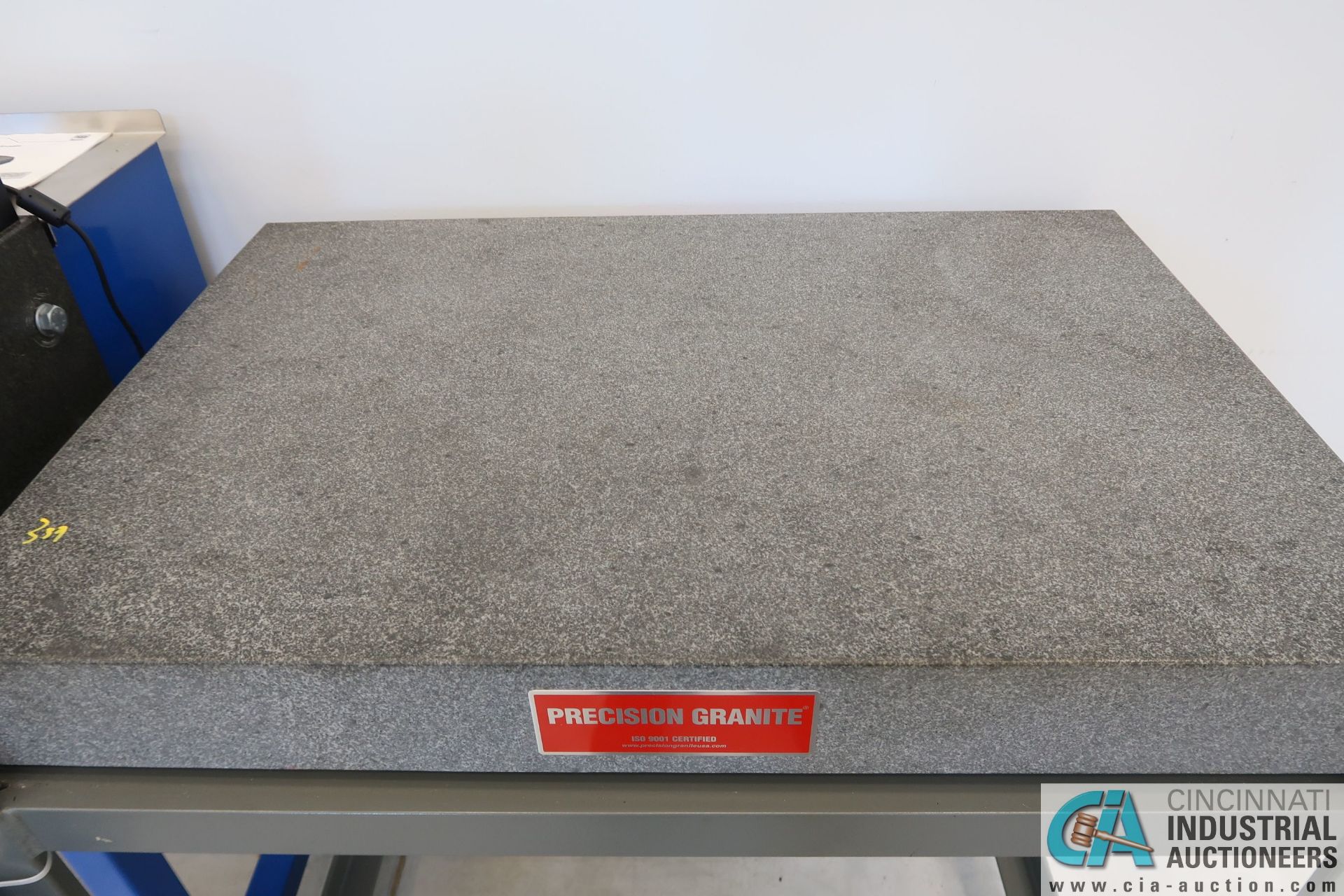 24" X 36" X 4" PRECISION GRANITE SURFACE PLATE WITH STAND - Image 2 of 2