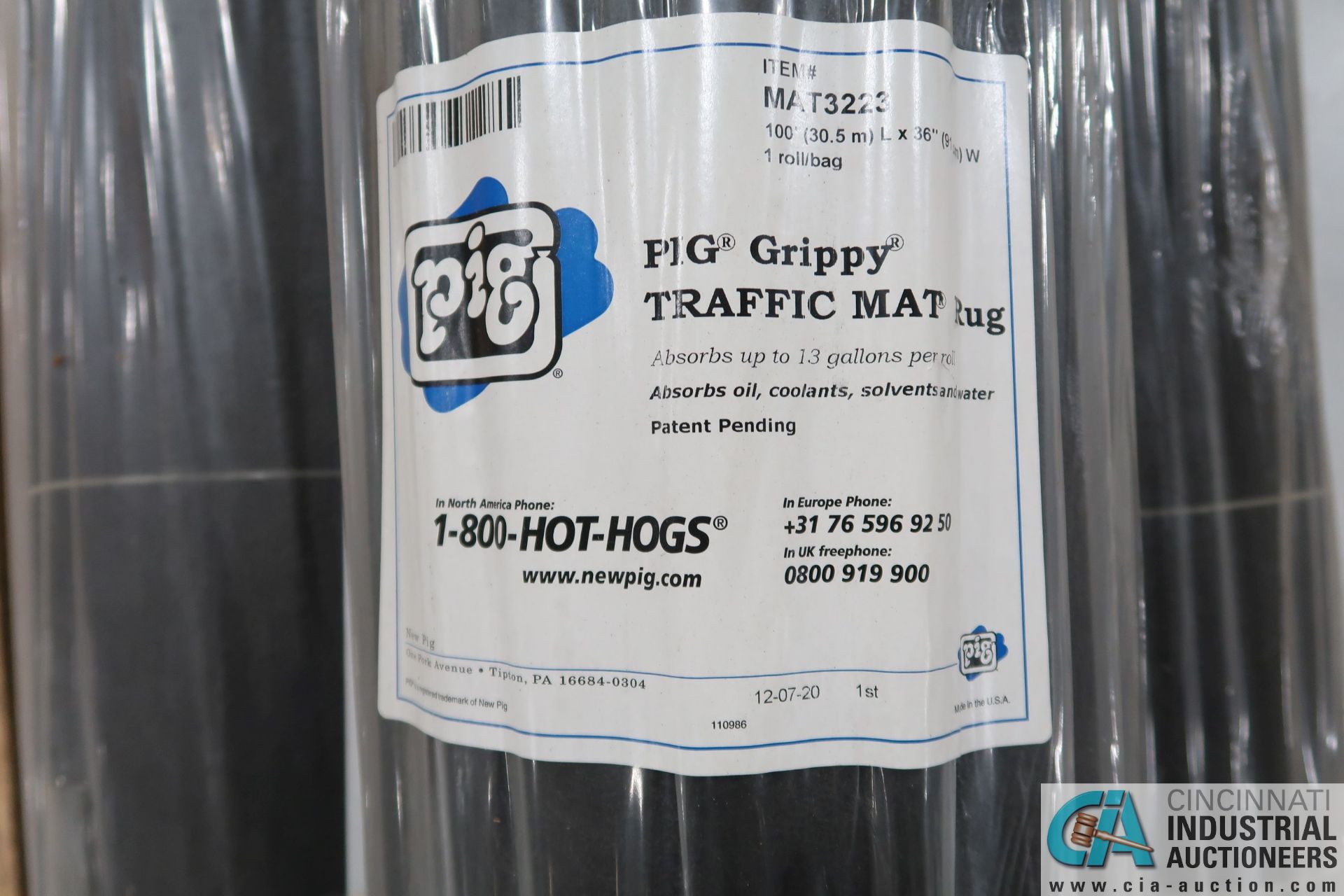 (LOT) PIG GRIPPY ADHESIVE BACK ABSORBENT MATS - Image 2 of 2