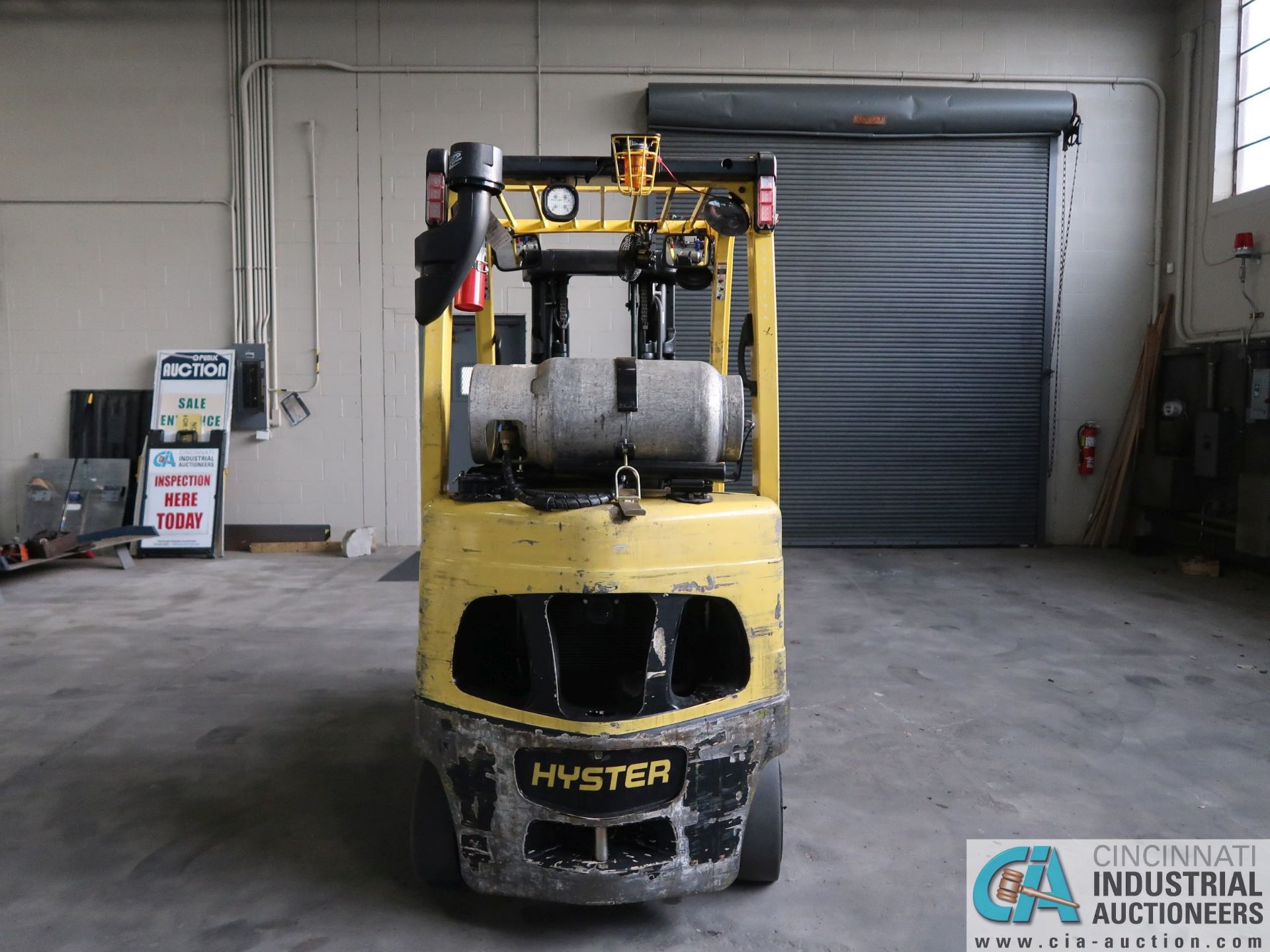 5,000 LB. HYSTER MODEL S50FT FORK TRUCK; S/N G187V019414M, LP GAS, SOLID TIRE, 45" FORK LENGTH, 189" - Image 5 of 6