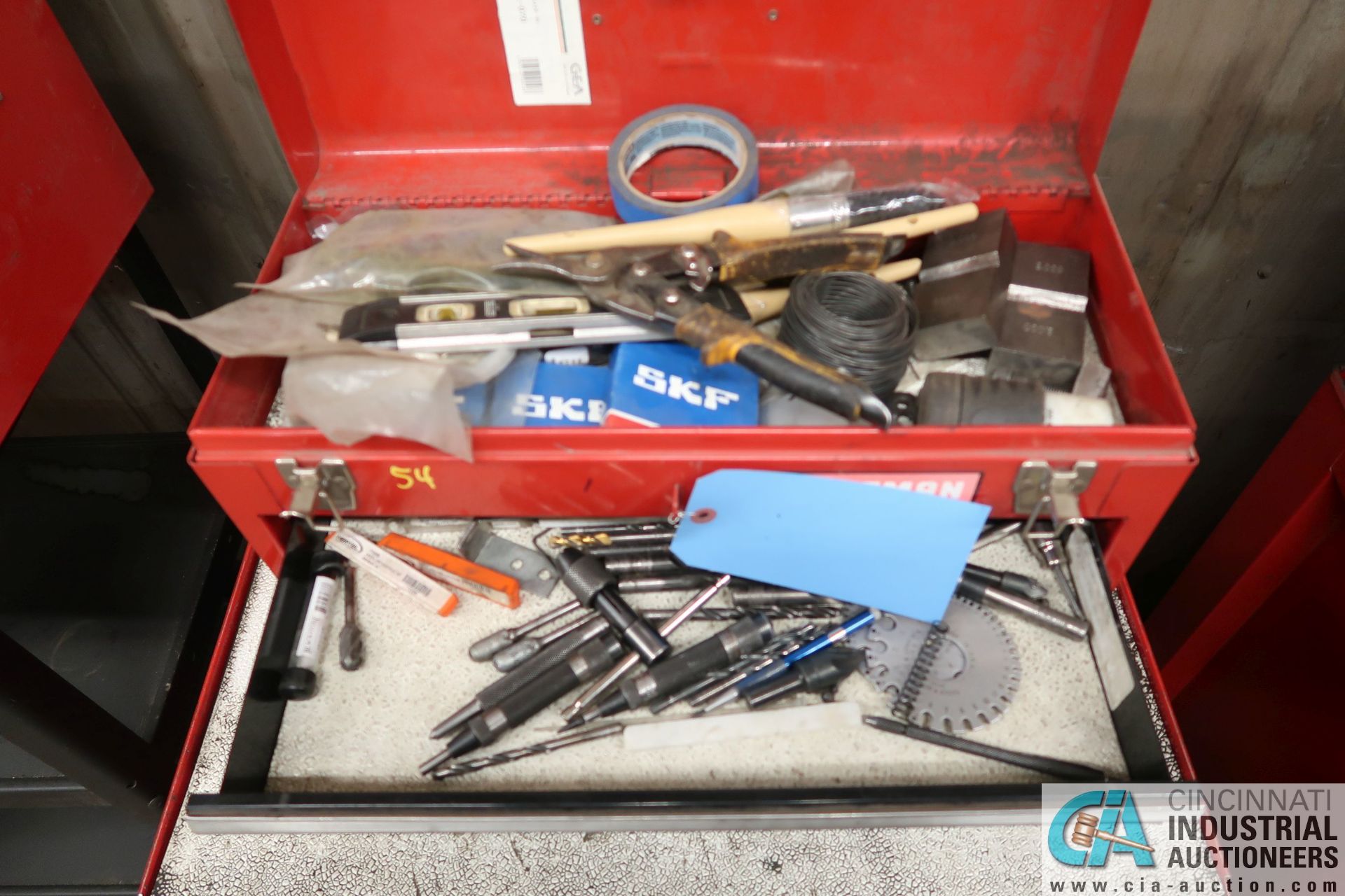 8-DRAWER CRAFTSMAN PORTABLE TOOL BOX WITH TOOLS - Image 2 of 7