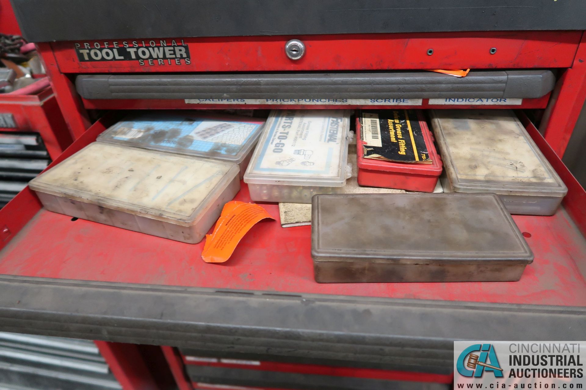 11-DRAWER TOOL TOWER PORTABLE TOOL BOX WITH TOOLS - Image 3 of 10