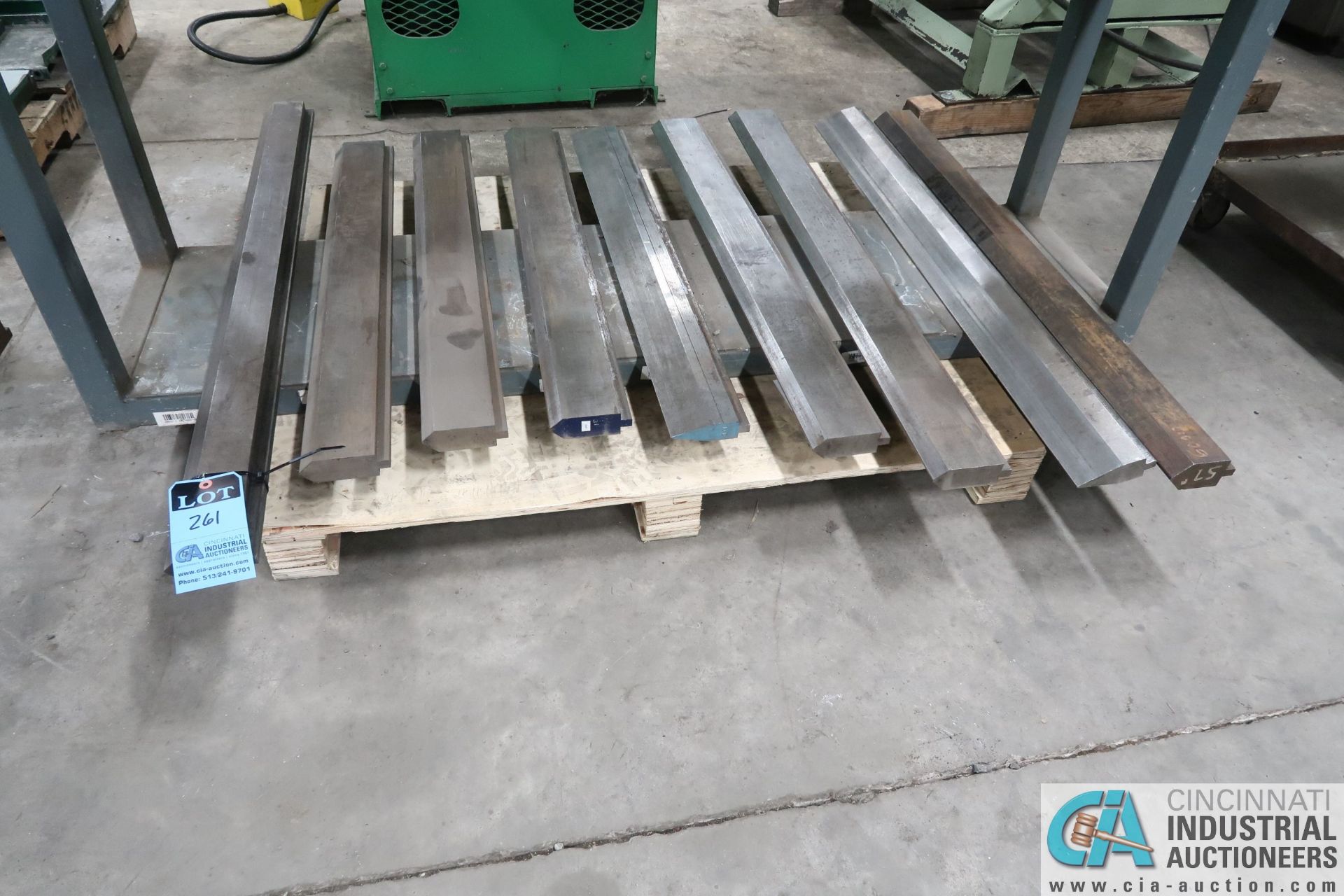PRESS BRAKE PUNCHES ON BOTTOM SHELF - FROM 36" TO 48"