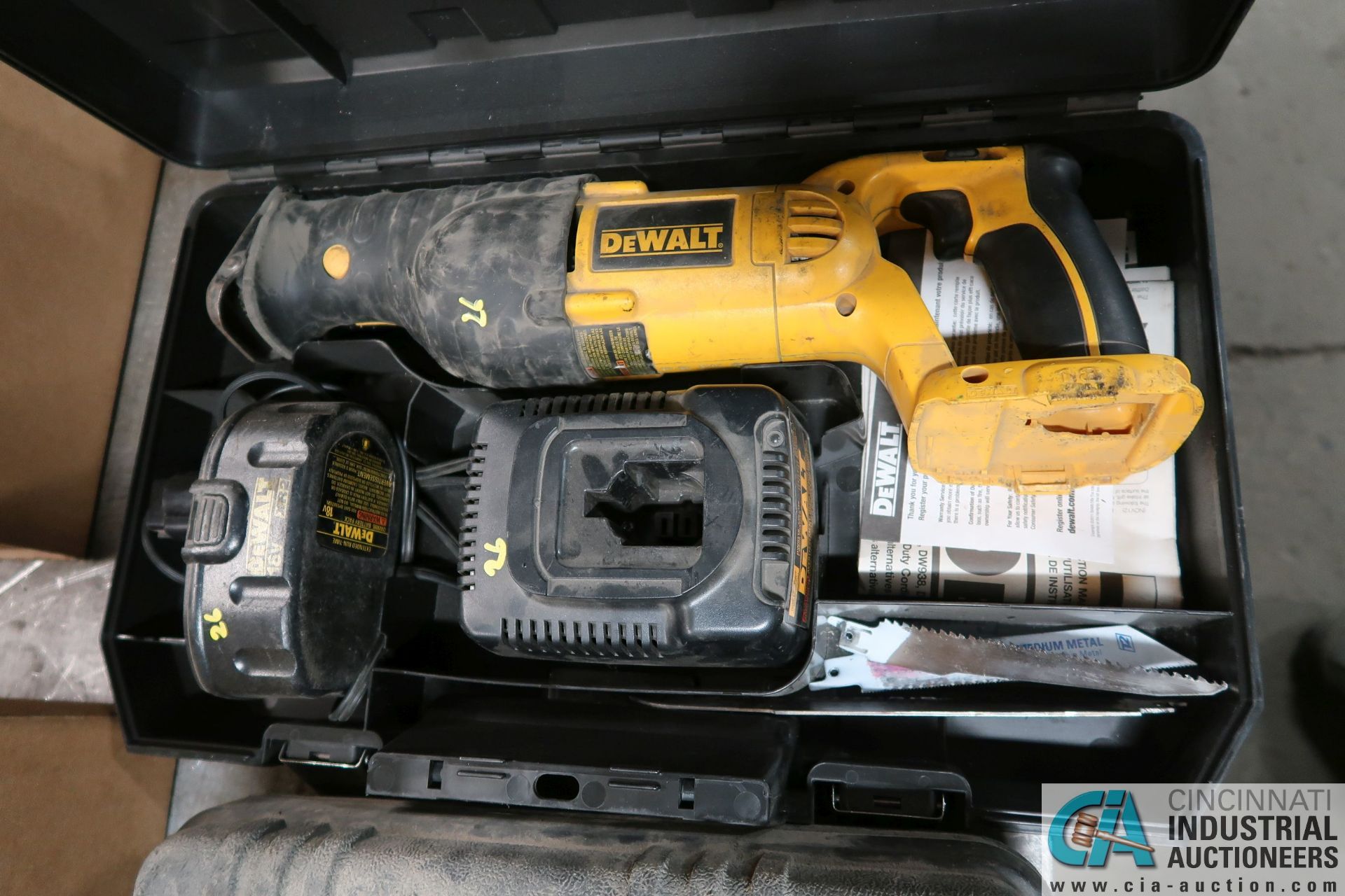 DEWALT CORDLESS RECIPRICATING SAW