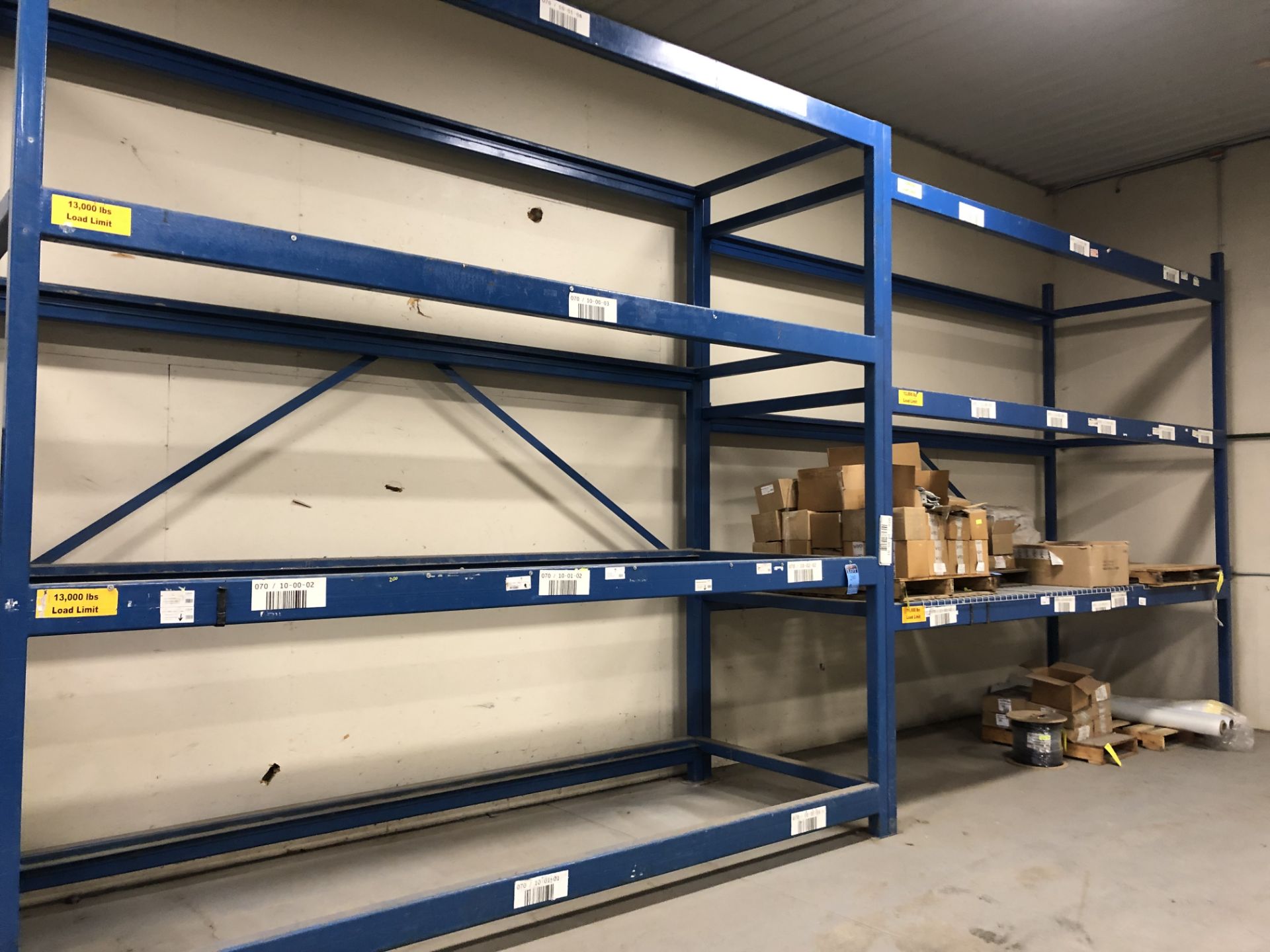 160" X 60" X 152" HEAVY DUTY STEEL FIXED RACKS