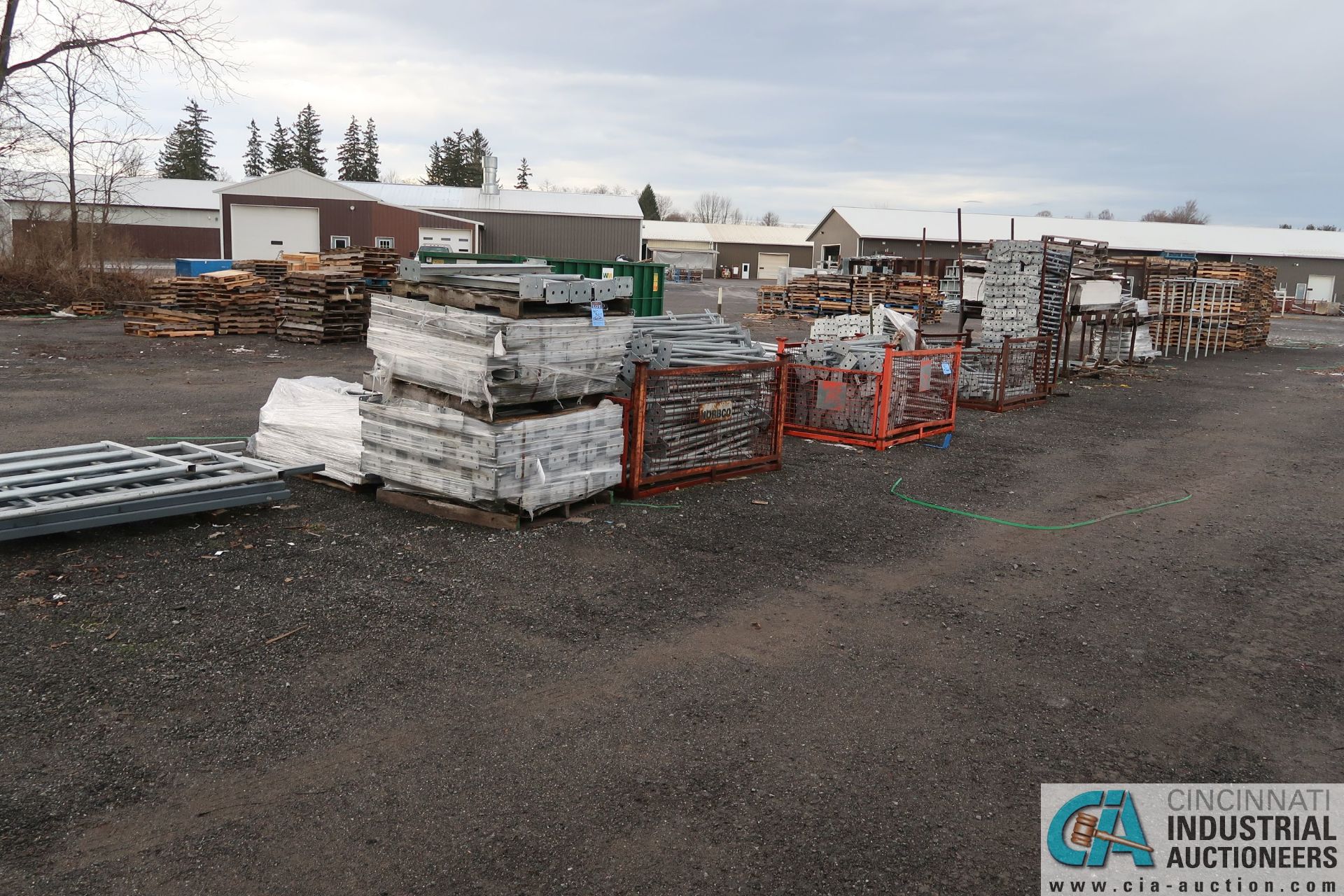 (LOT) BALANCE OF RAW MATERIAL AND FABRICATED PARTS AT BACK OF LOT AND UP TO AND AROUND TRAILERS ** - Image 16 of 18