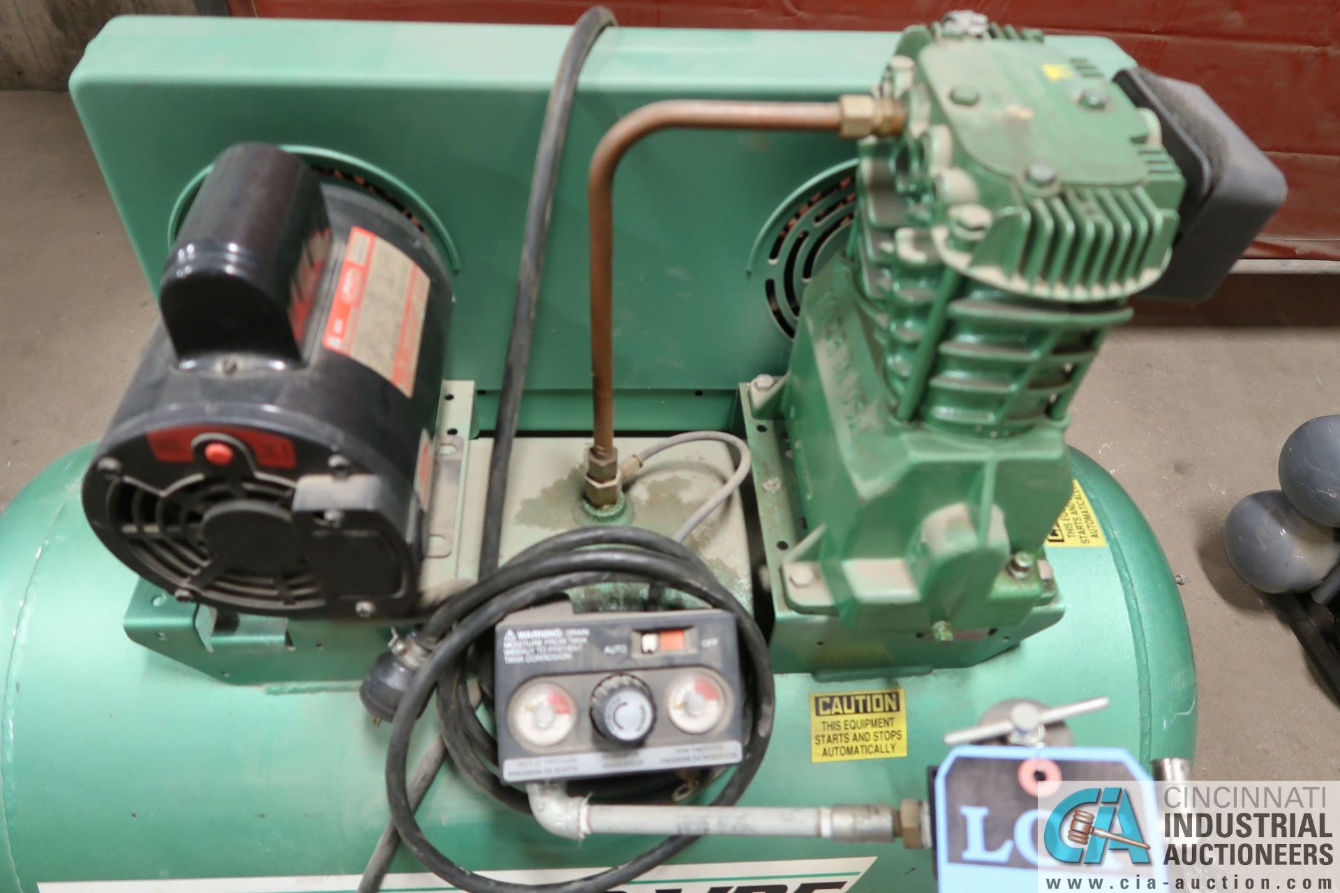 1 HP SPEEDAIRE HORIZONTAL TANK AIR COMPRESSOR - Image 2 of 2