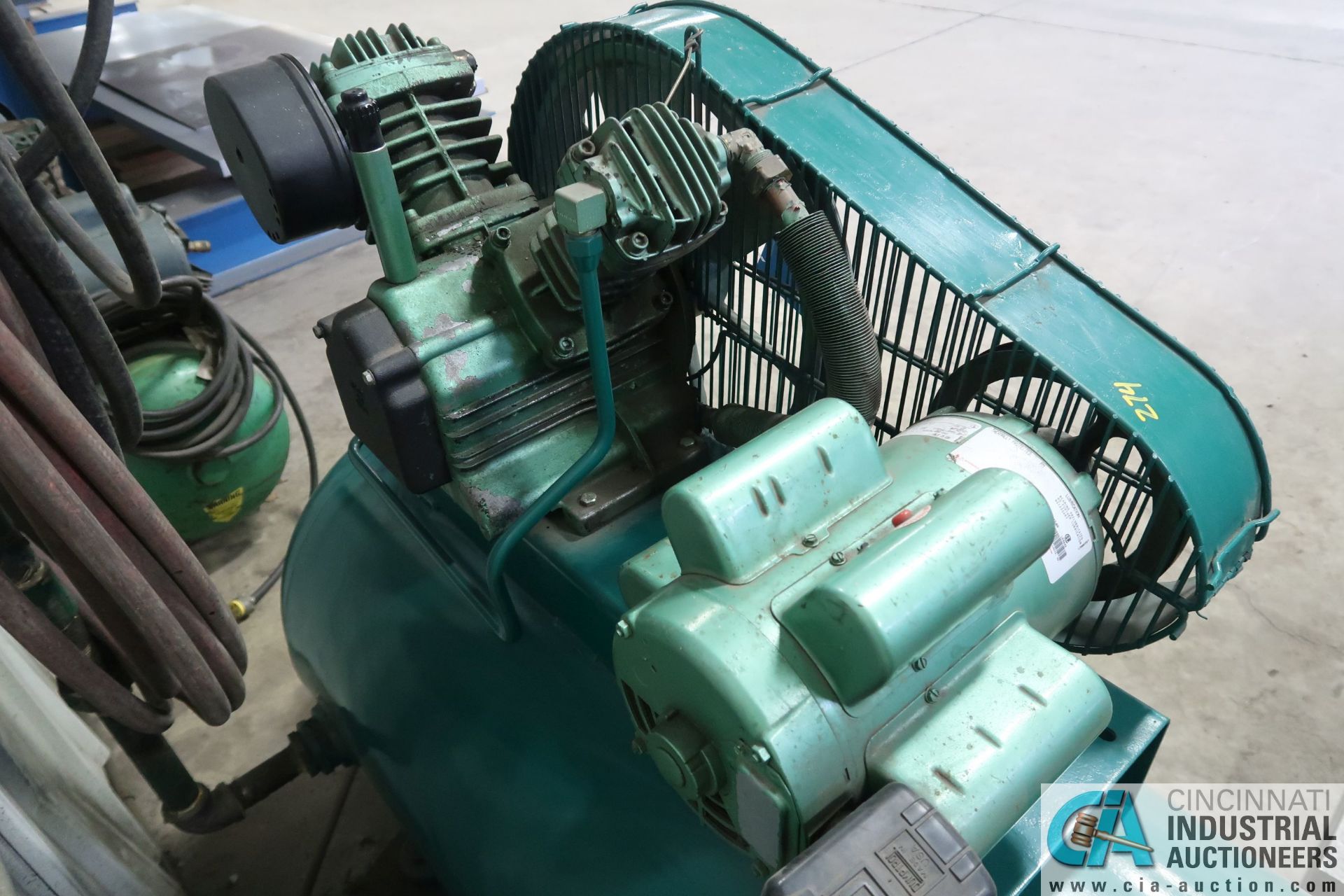 5 HP SPEEED-AIRE HORIZONTAL TANK AIR COMPRESSOR - Image 2 of 2