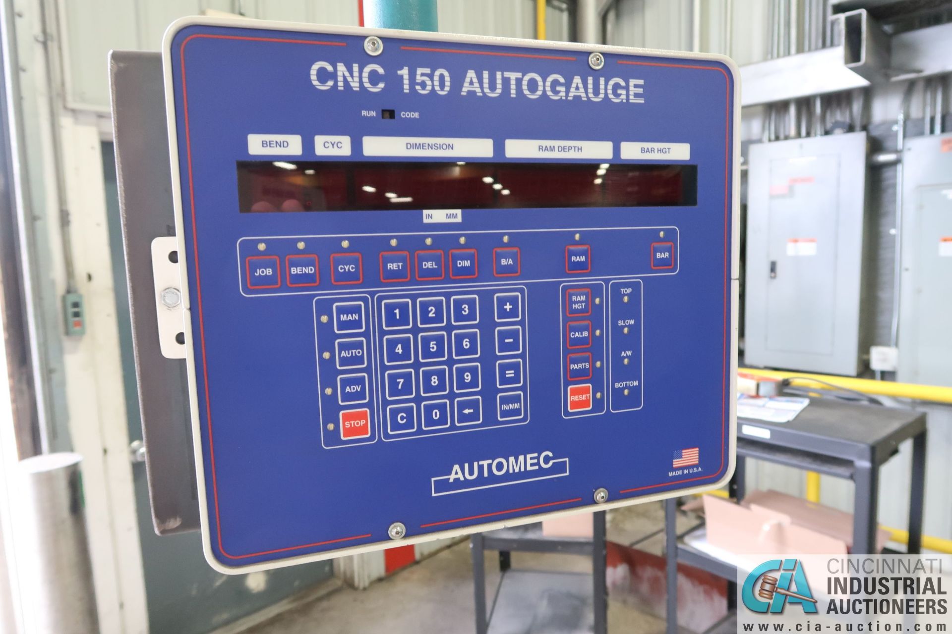 77 TON X 98" ADIRA MODEL QHD-7025 CNC PRESS BRAKE; S/N 5989/10974, HURCO AUTOMEC CNC 150 AUTOGAUGE - Image 4 of 13