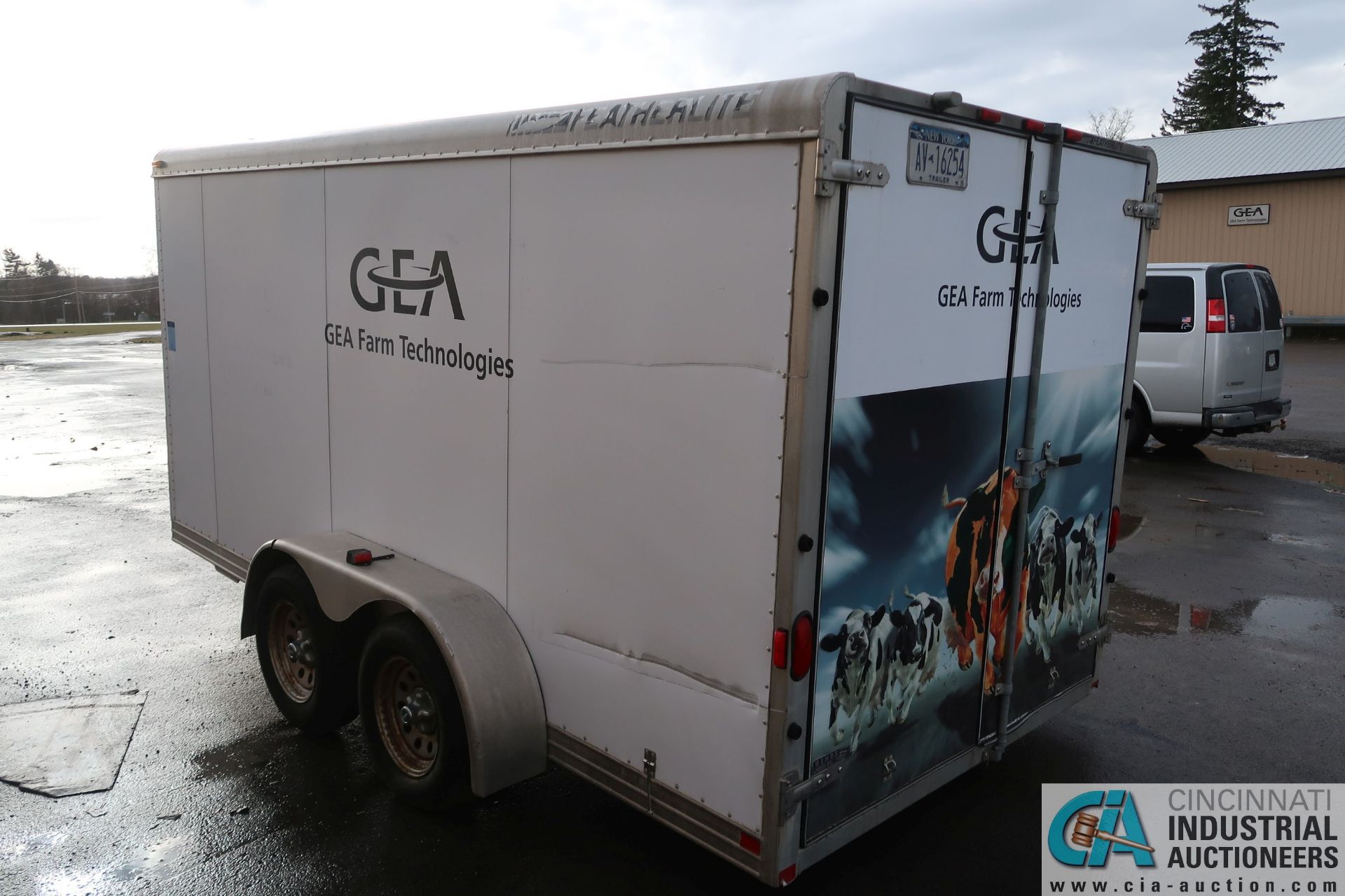 2003 FEATHERLITE TANDEM AXLE ENCLOSED TRAILER; VIN: 4FG-10142-53C060609 - Image 7 of 7