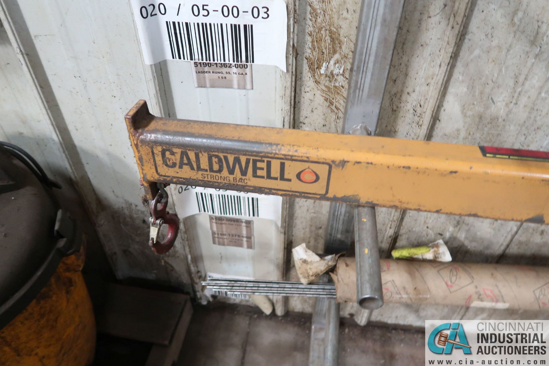 1/2 TON X 72" CALDWELL SPREADER BAR - Image 2 of 3