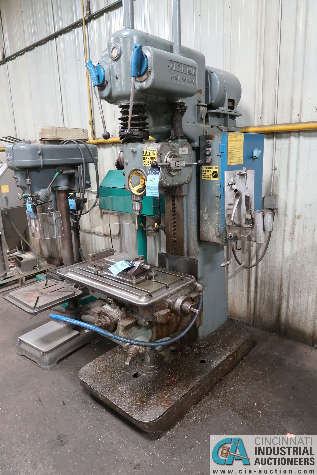 28" CLEEREMAN FLOOR DRILL; S/N 30D-924, 16" X 30" TABLE