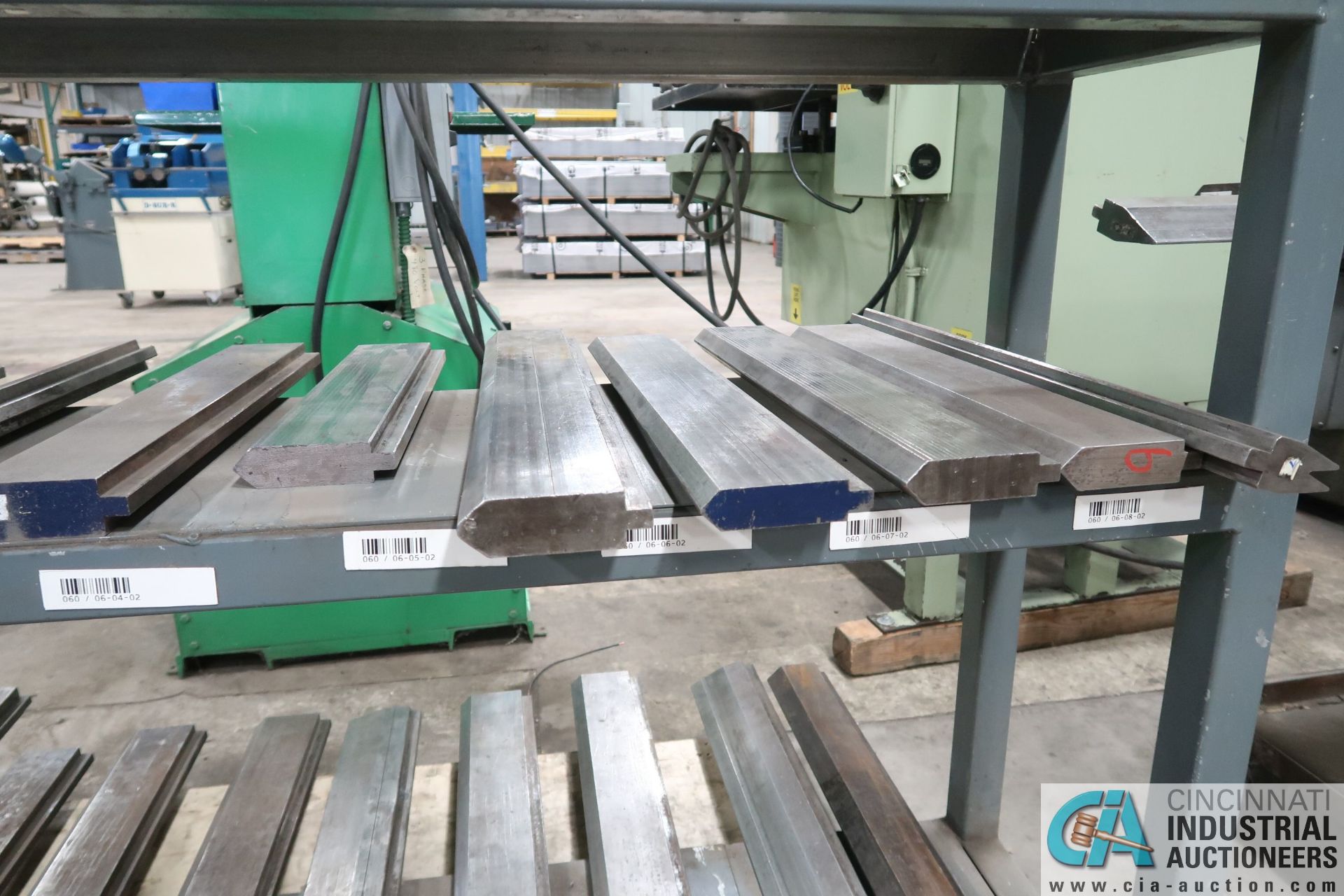 PRESS BRAKE PUNCHES ON MIDDLE SHELF - FROM 17" TO 35" - Image 3 of 3