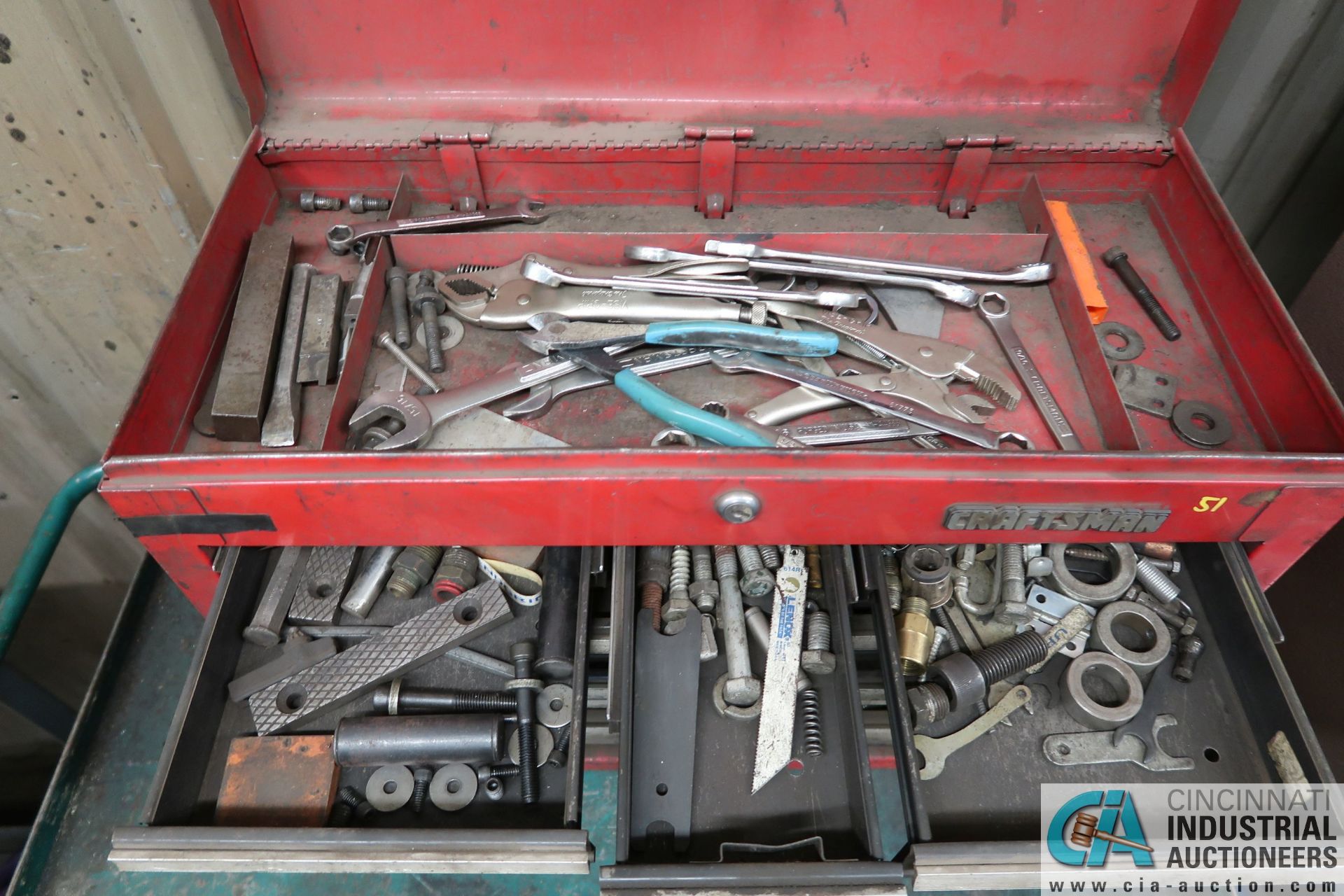 8-DRAWER CRAFTSMAN TOOL BOX WITH TOOLS AND CART - Image 2 of 4