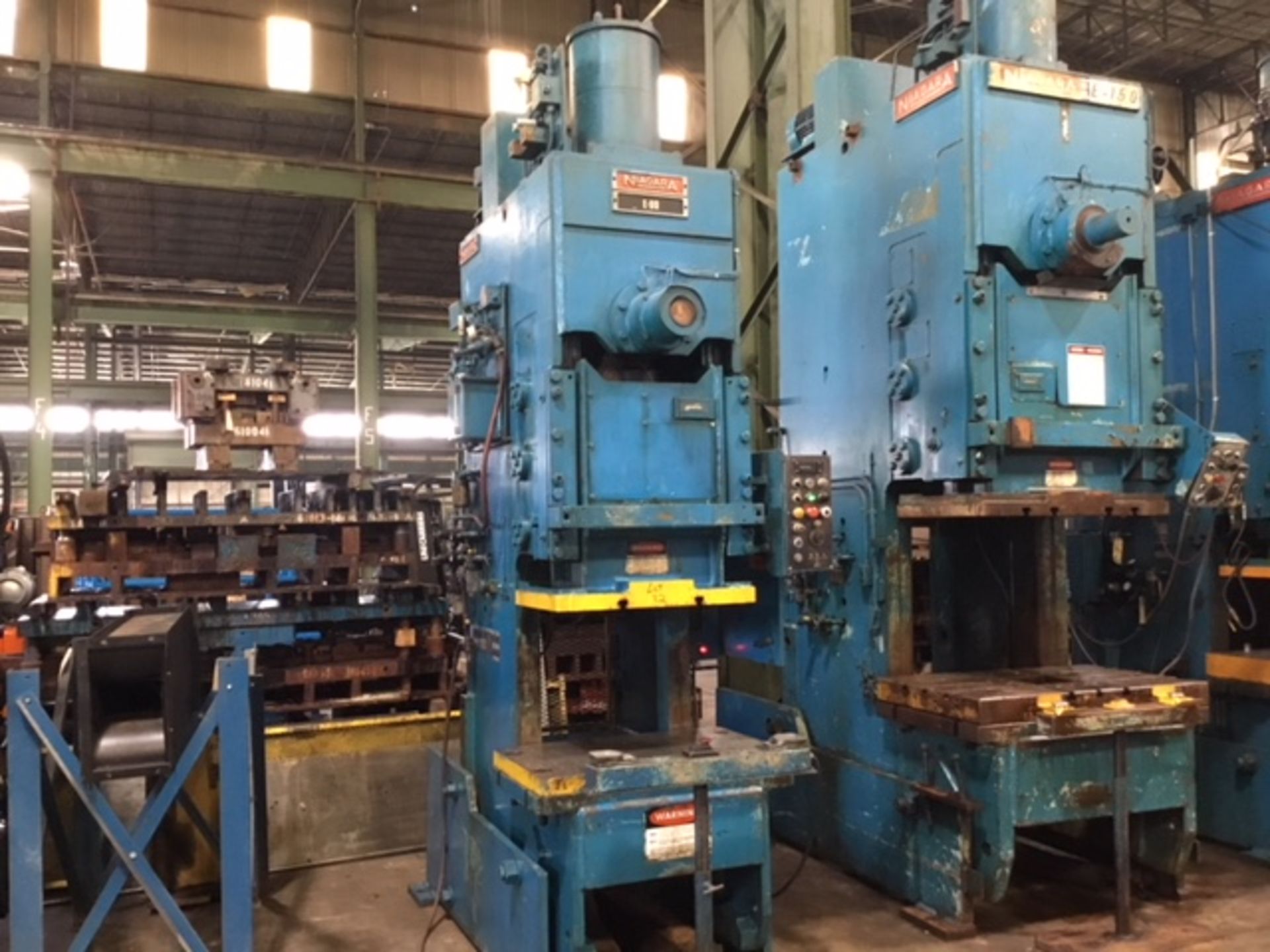 90 TON NIAGARA MODEL E-90 OBI BACK GEARED PRESS; S/N 52536, STROKE 9", SHUT HEIGHT 18" SDAU, - Image 7 of 12