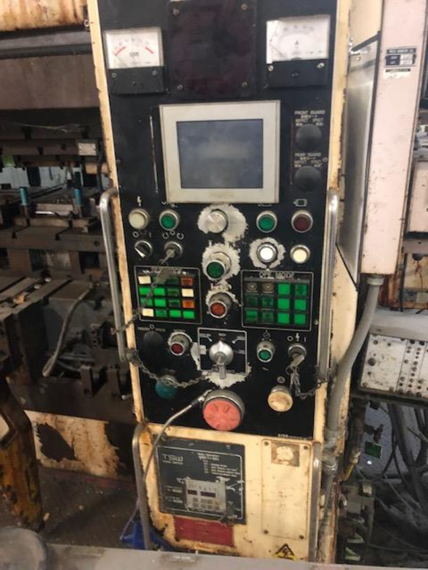 330 TON AIDA MODEL PMX-L2-300(1) STRAIGHT SIDE DOUBLE CRANK PRESS; S/N 12903-0696, 5.90" STROKE, - Image 4 of 10