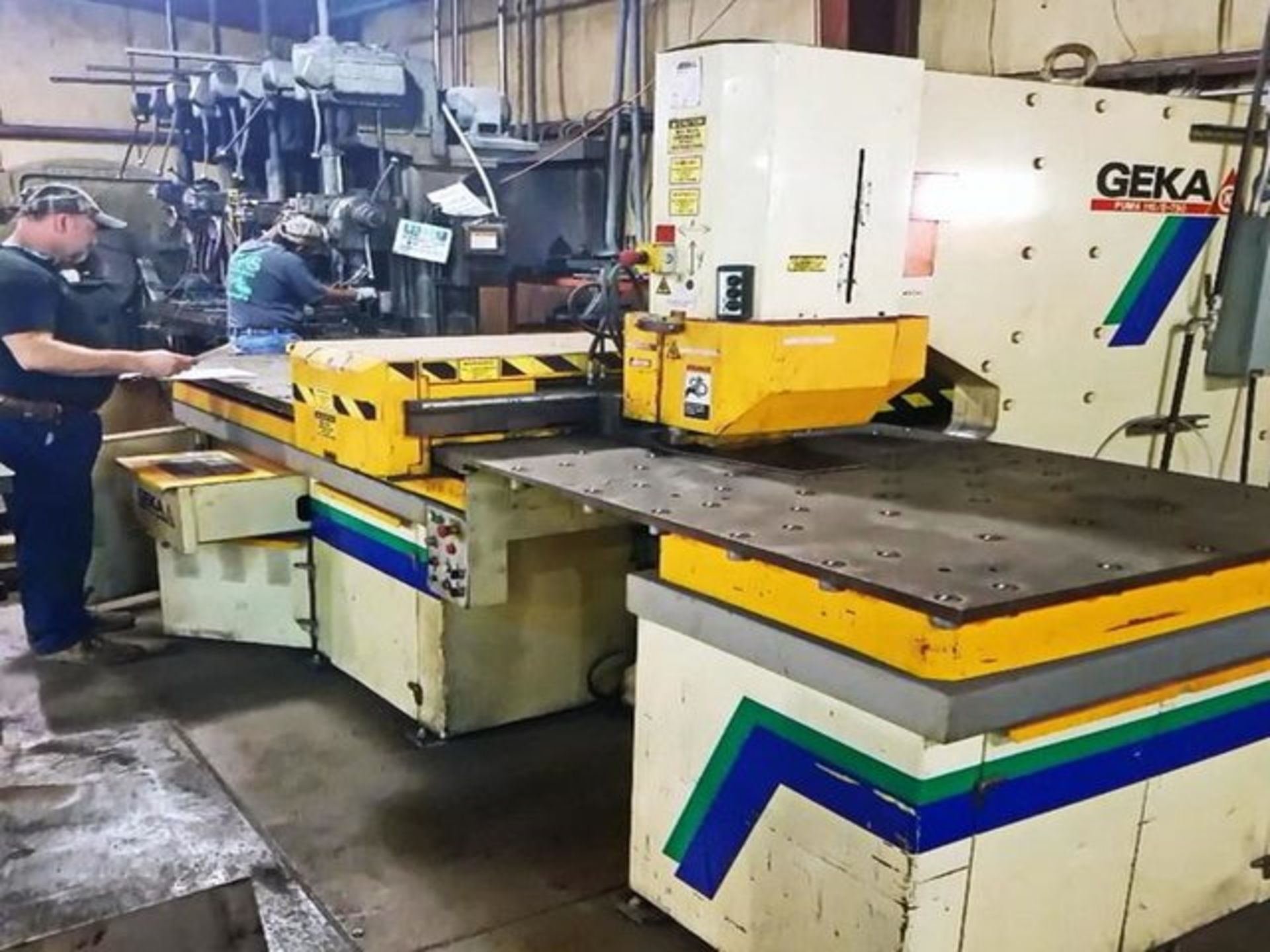 110 TON GEKA CNC PUNCH; S/N 9702, PUNCHING CAPACITY 110 TONS, CAPACITY IN _" MATERIAL 1-1/2", - Image 10 of 10